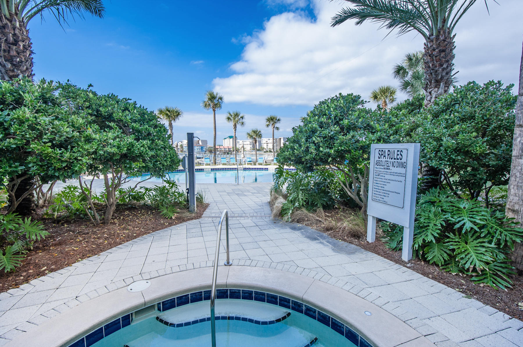 HARBOR LANDING - Residential