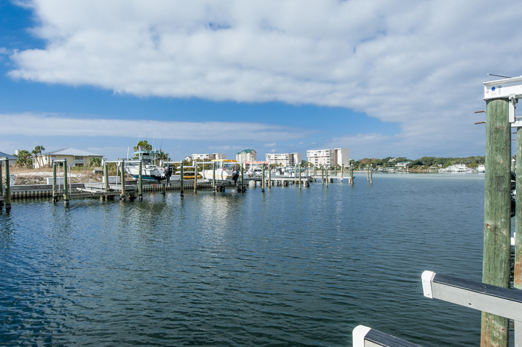 HARBOR LANDING - Residential