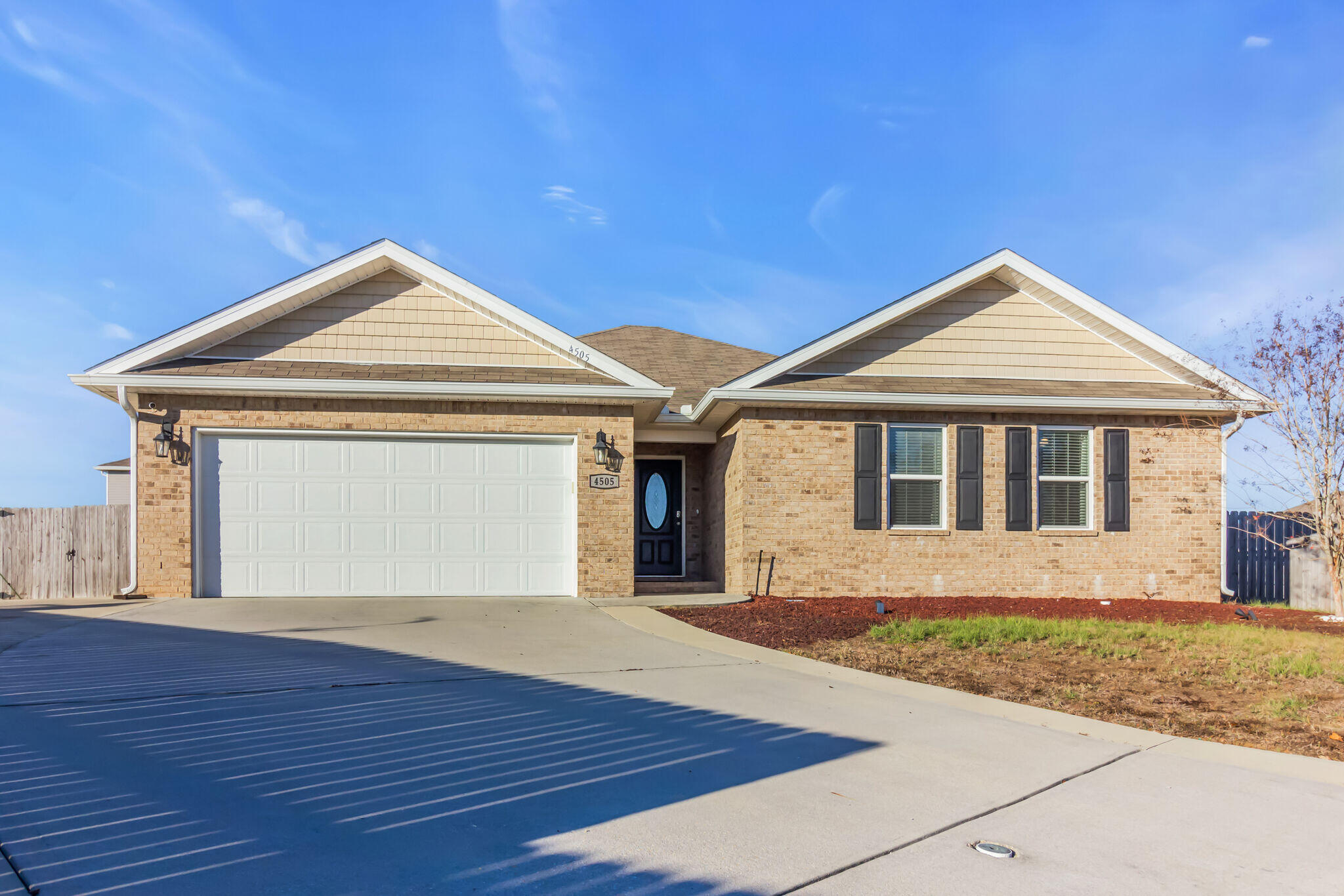 PATRIDGE HILLS - Residential Lease
