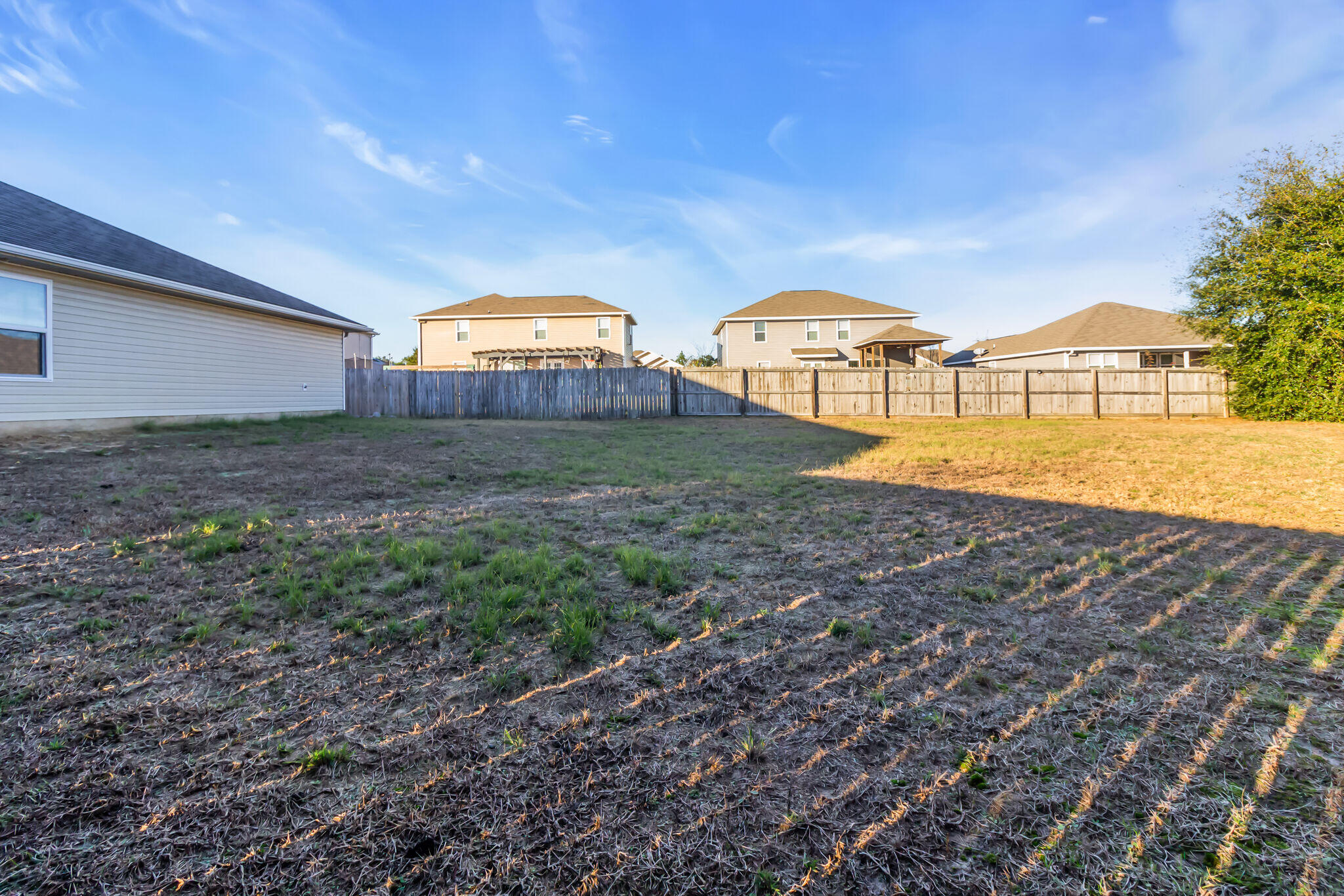 PATRIDGE HILLS - Residential Lease