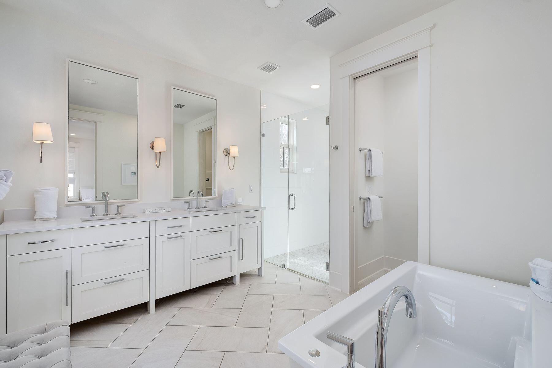 GRAYTON BEACH - Residential