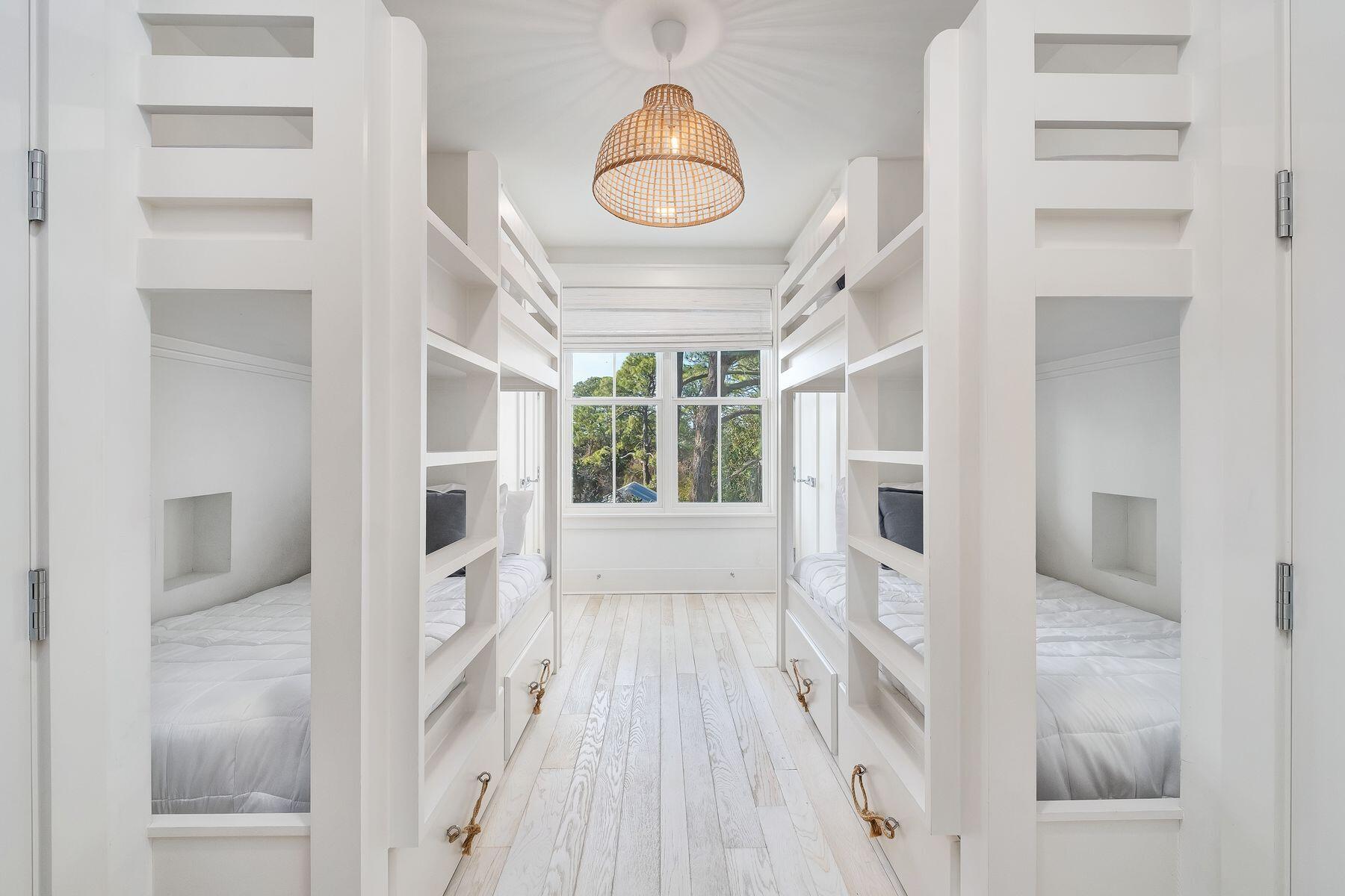 GRAYTON BEACH - Residential
