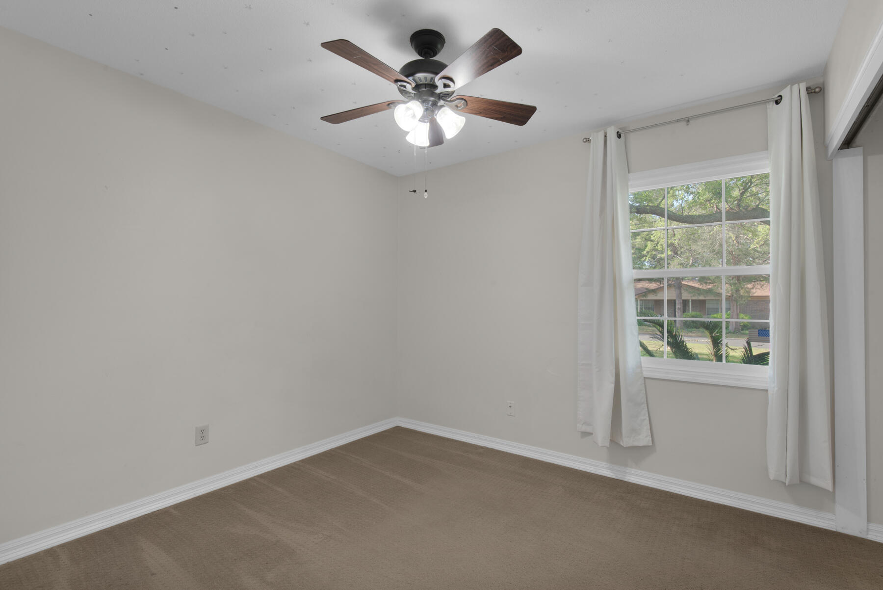 BAYOU POQUITO - Residential