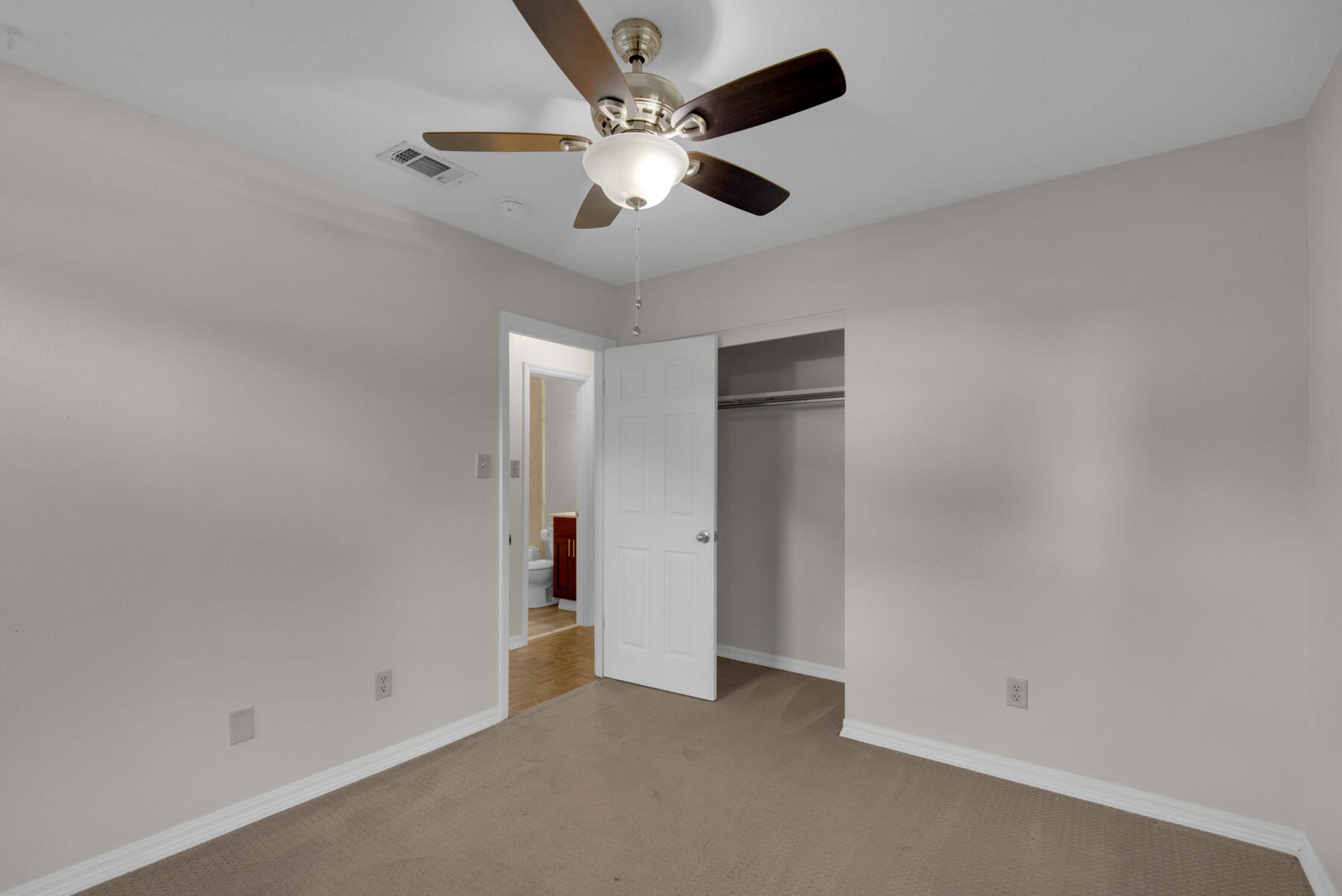 BAYOU POQUITO - Residential