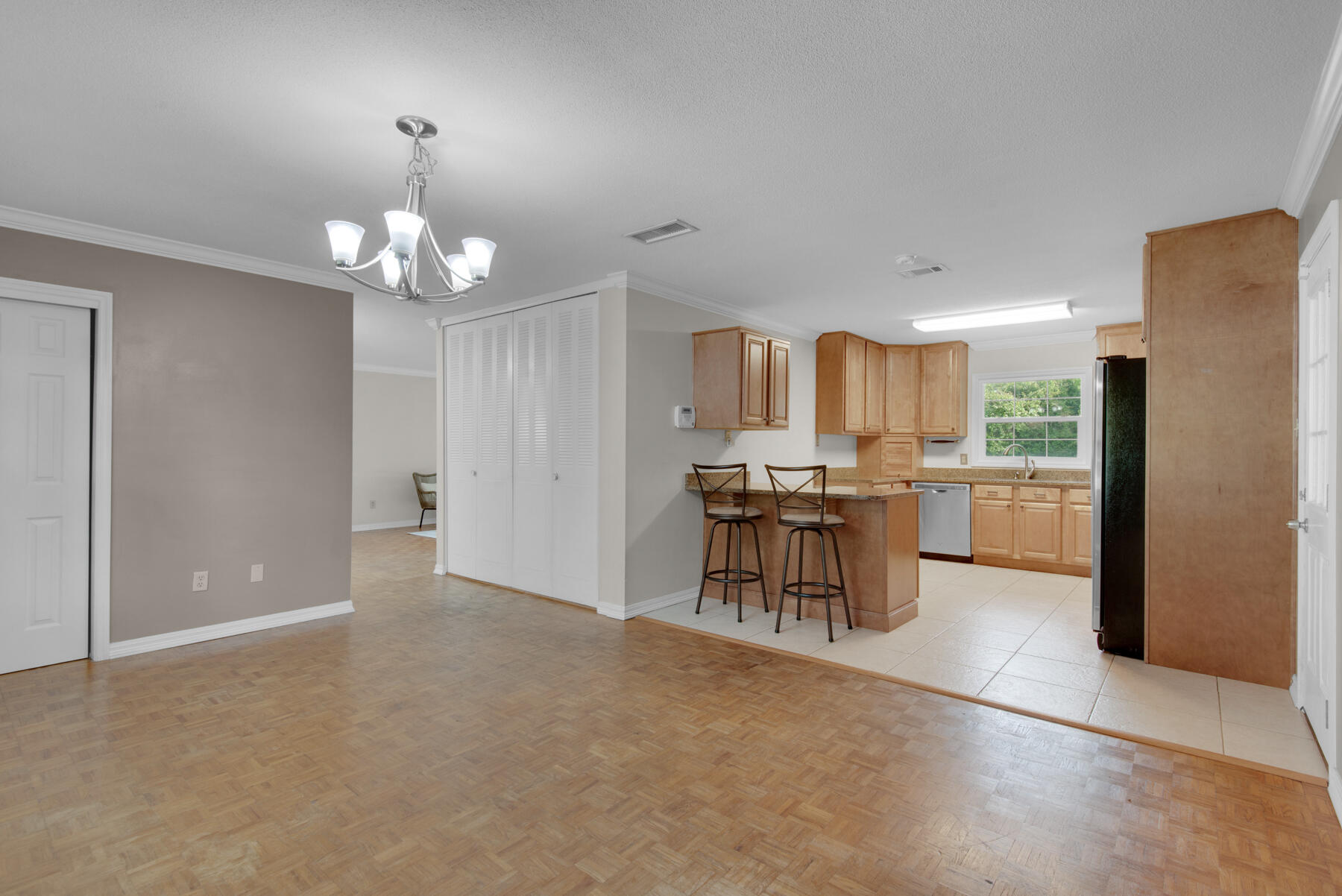 BAYOU POQUITO - Residential