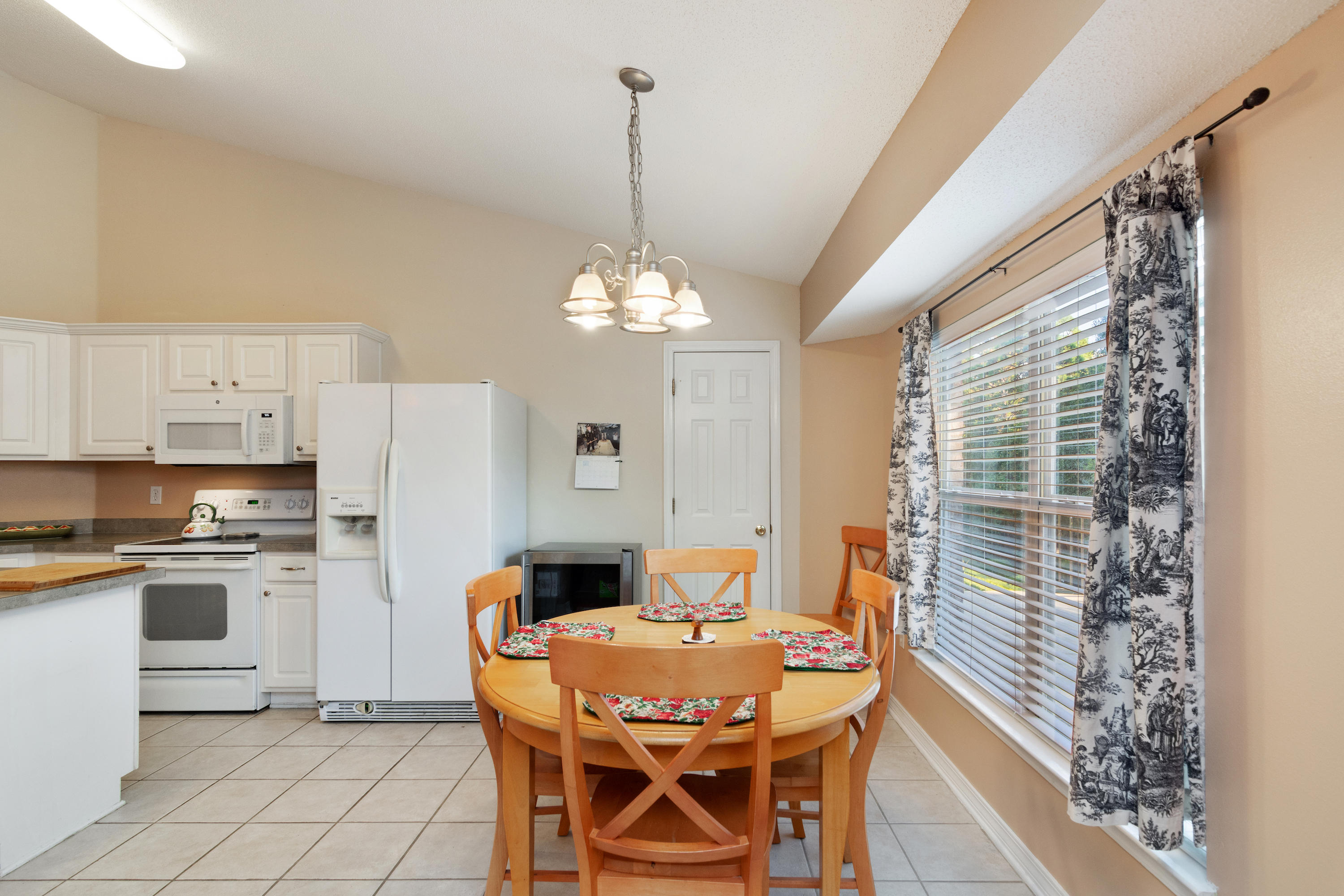 SILVER OAKS PH 2 - Residential