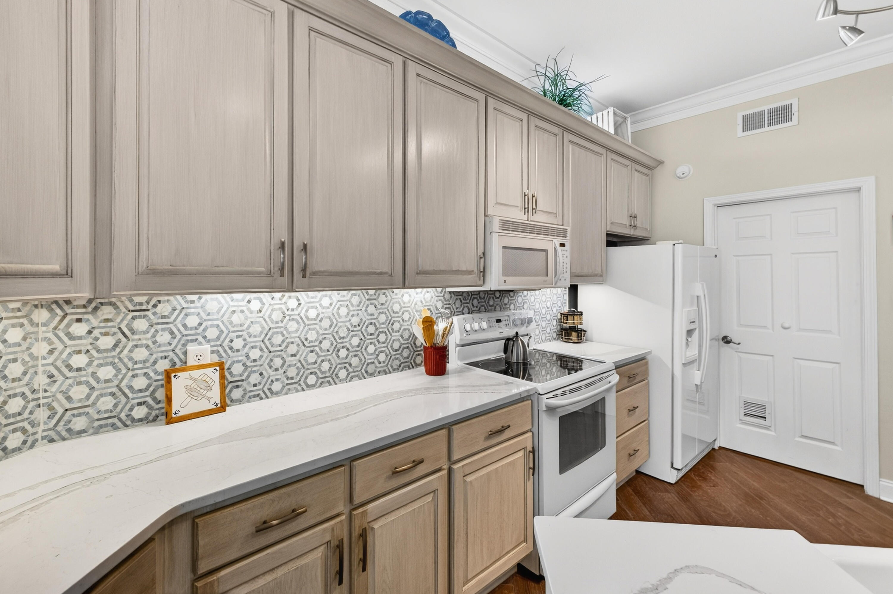 TIVOLI BY THE SEA 2 - Residential