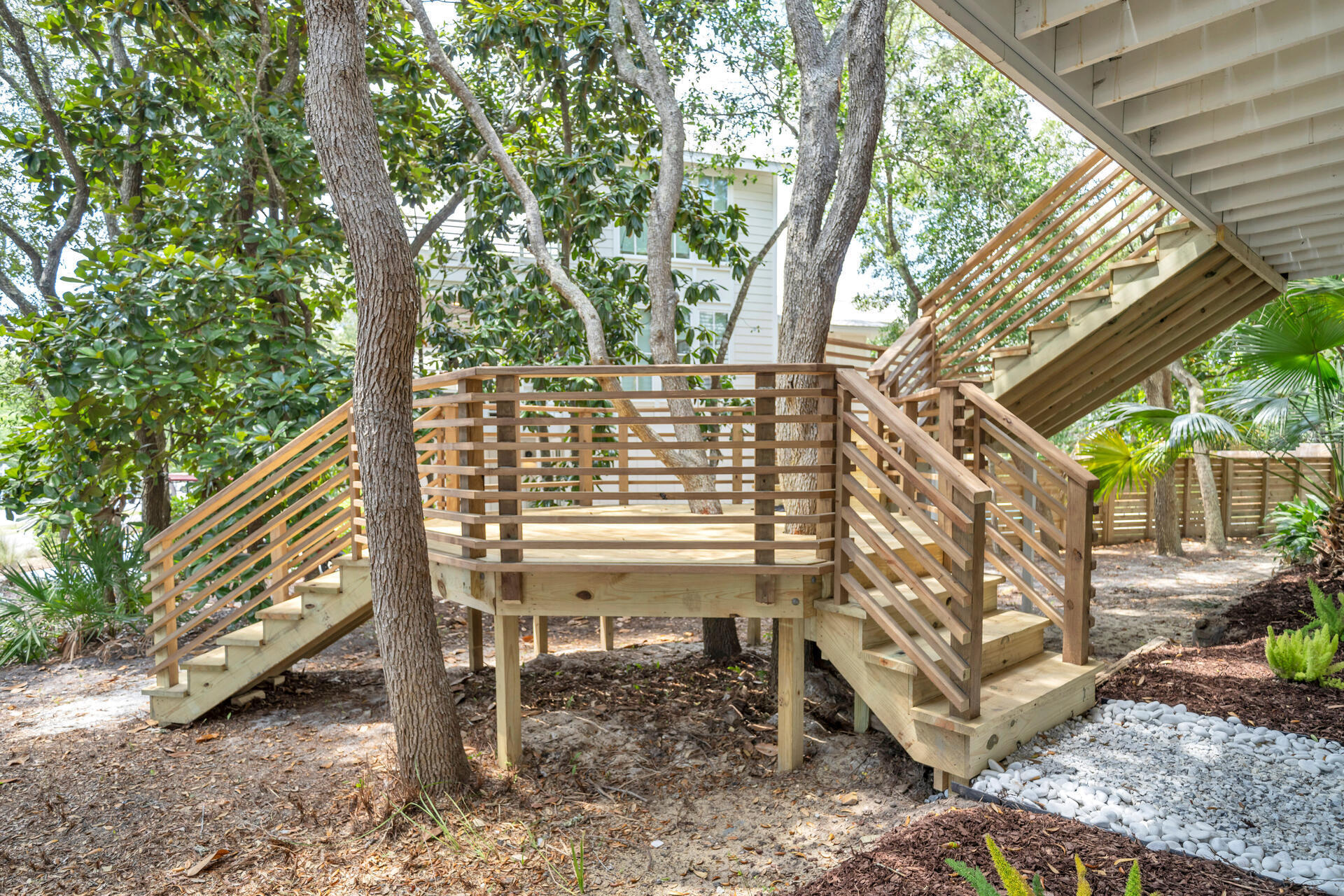 BEACH HIGHLAND 1ST ADD - Residential Lease