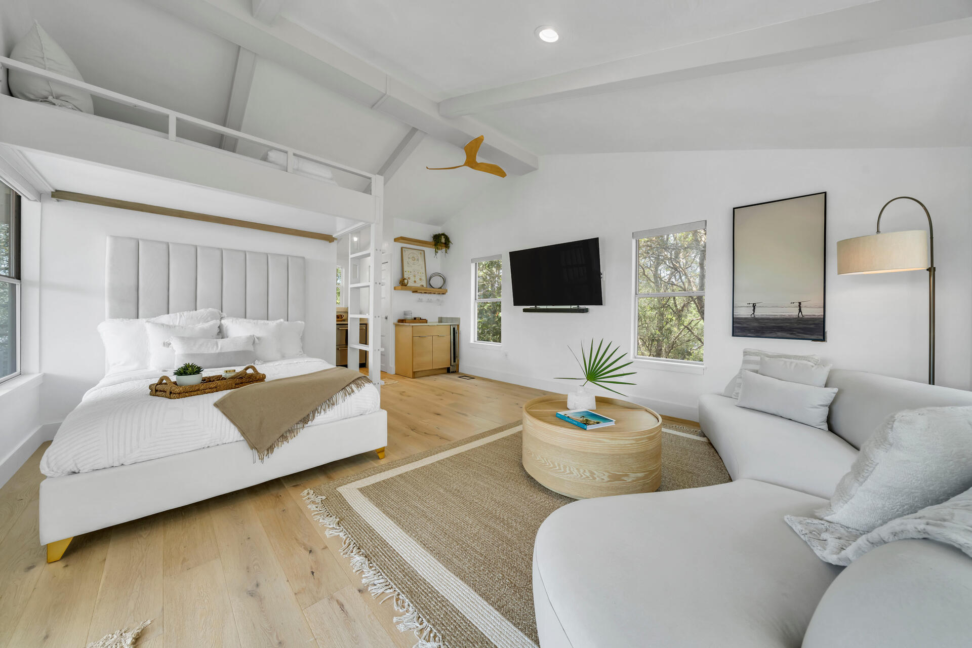 BEACH HIGHLAND 1ST ADD - Residential Lease