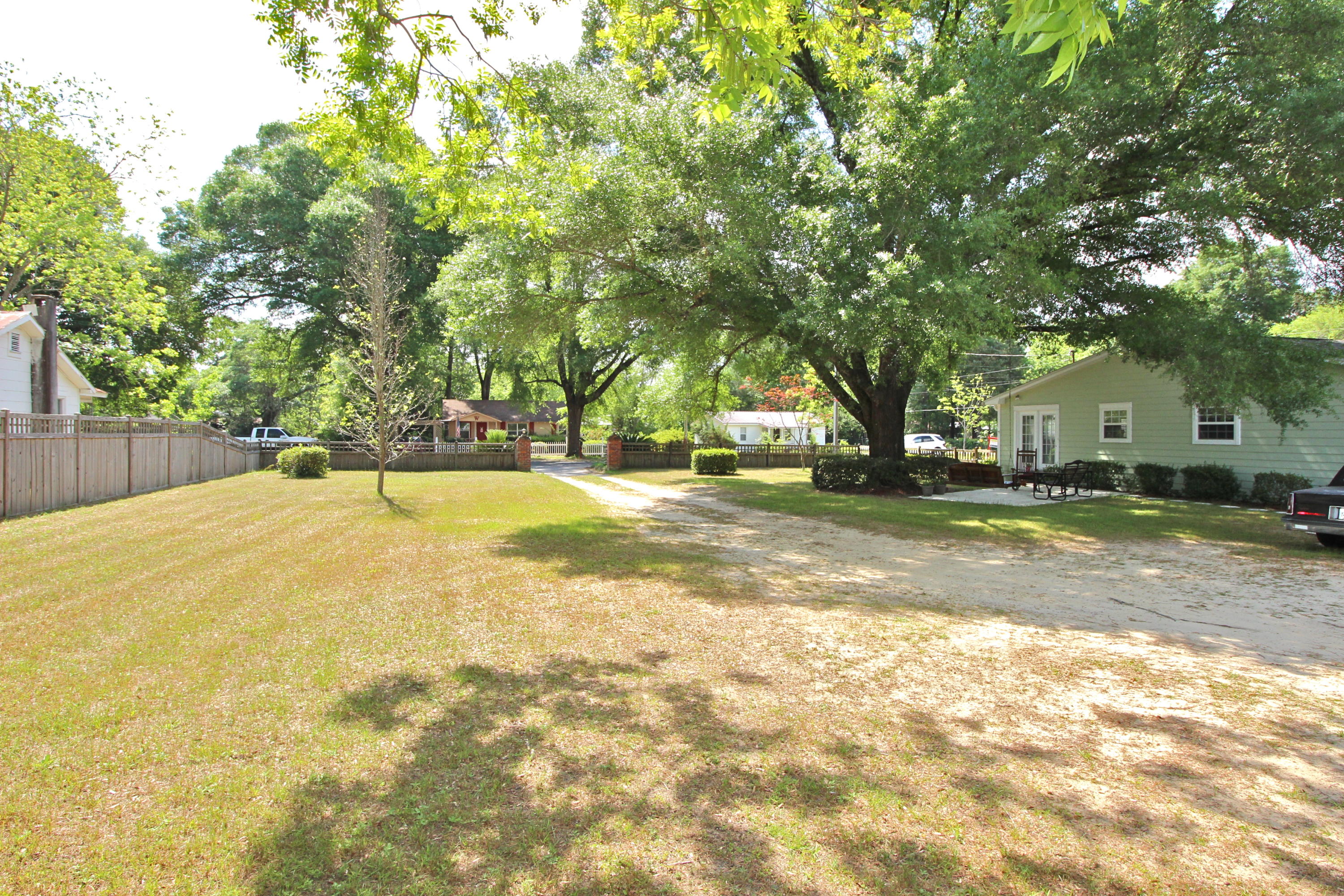 TOWN OF DEFUNIAK SPRINGS - Residential