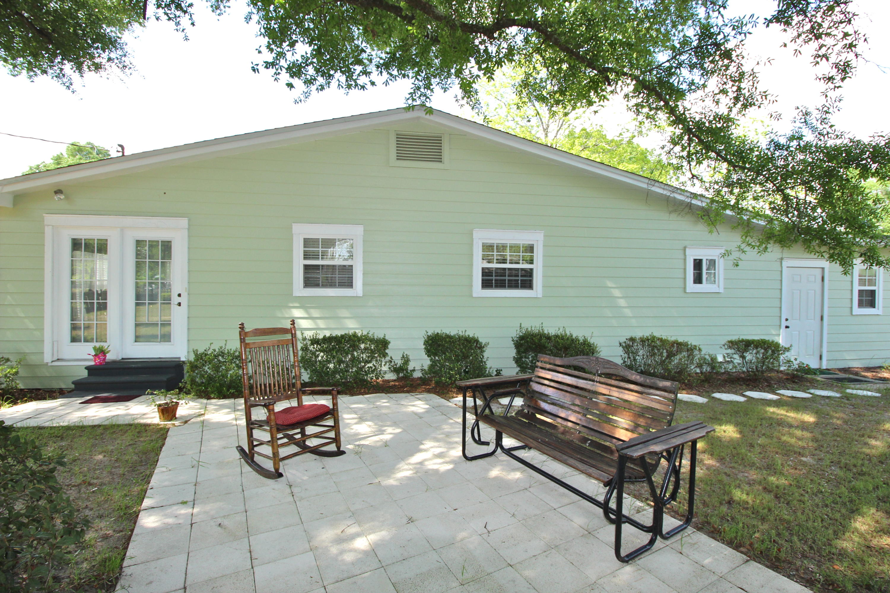 TOWN OF DEFUNIAK SPRINGS - Residential