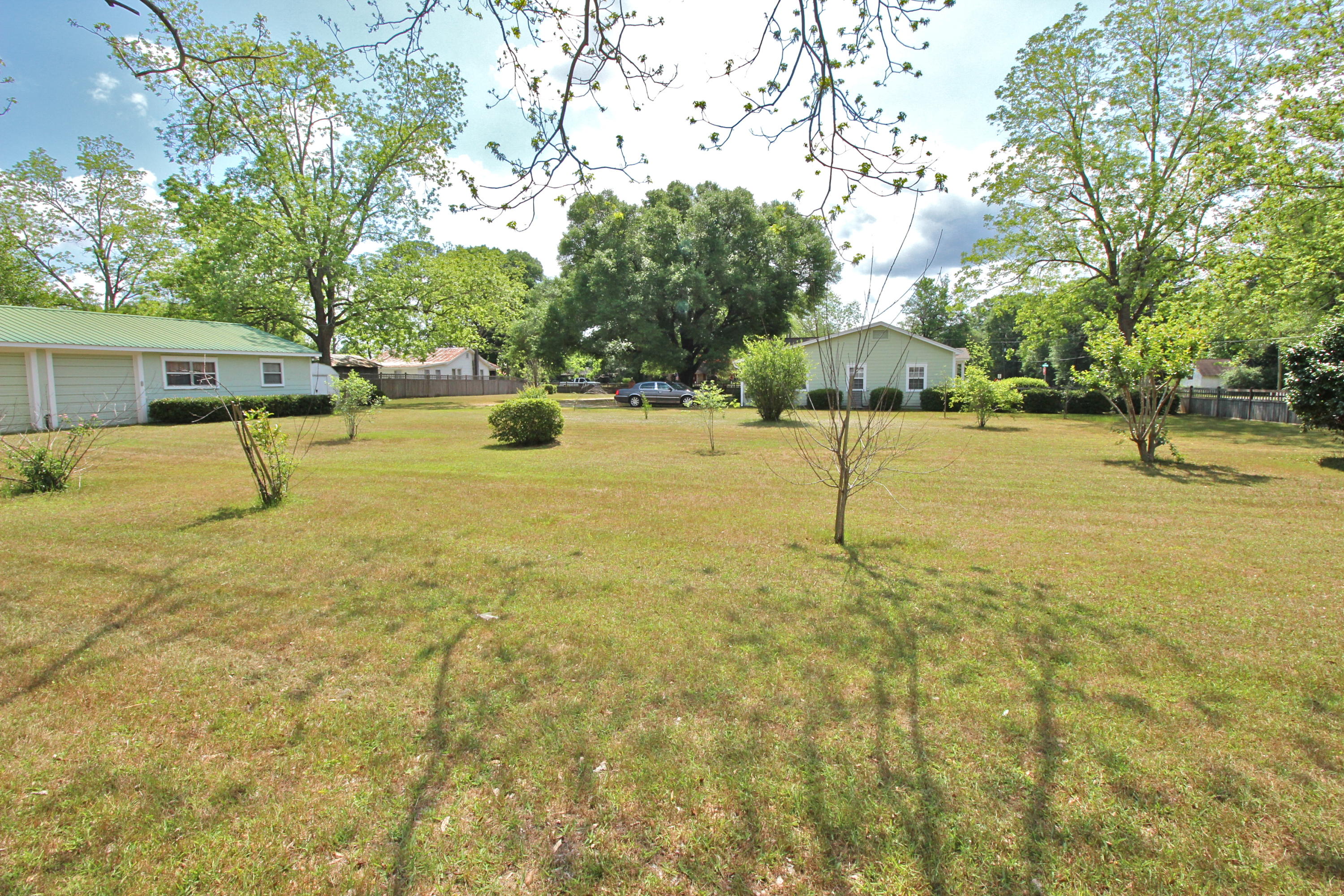 TOWN OF DEFUNIAK SPRINGS - Residential