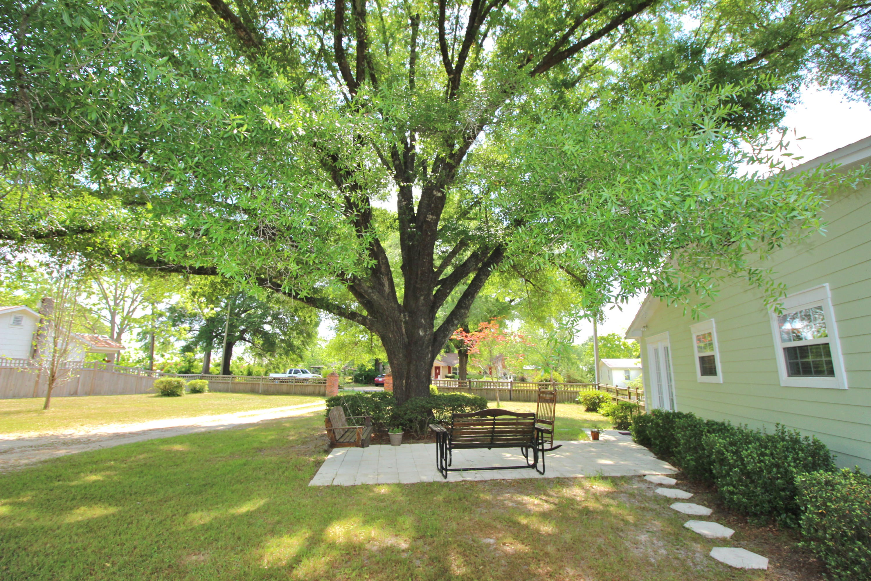 TOWN OF DEFUNIAK SPRINGS - Residential