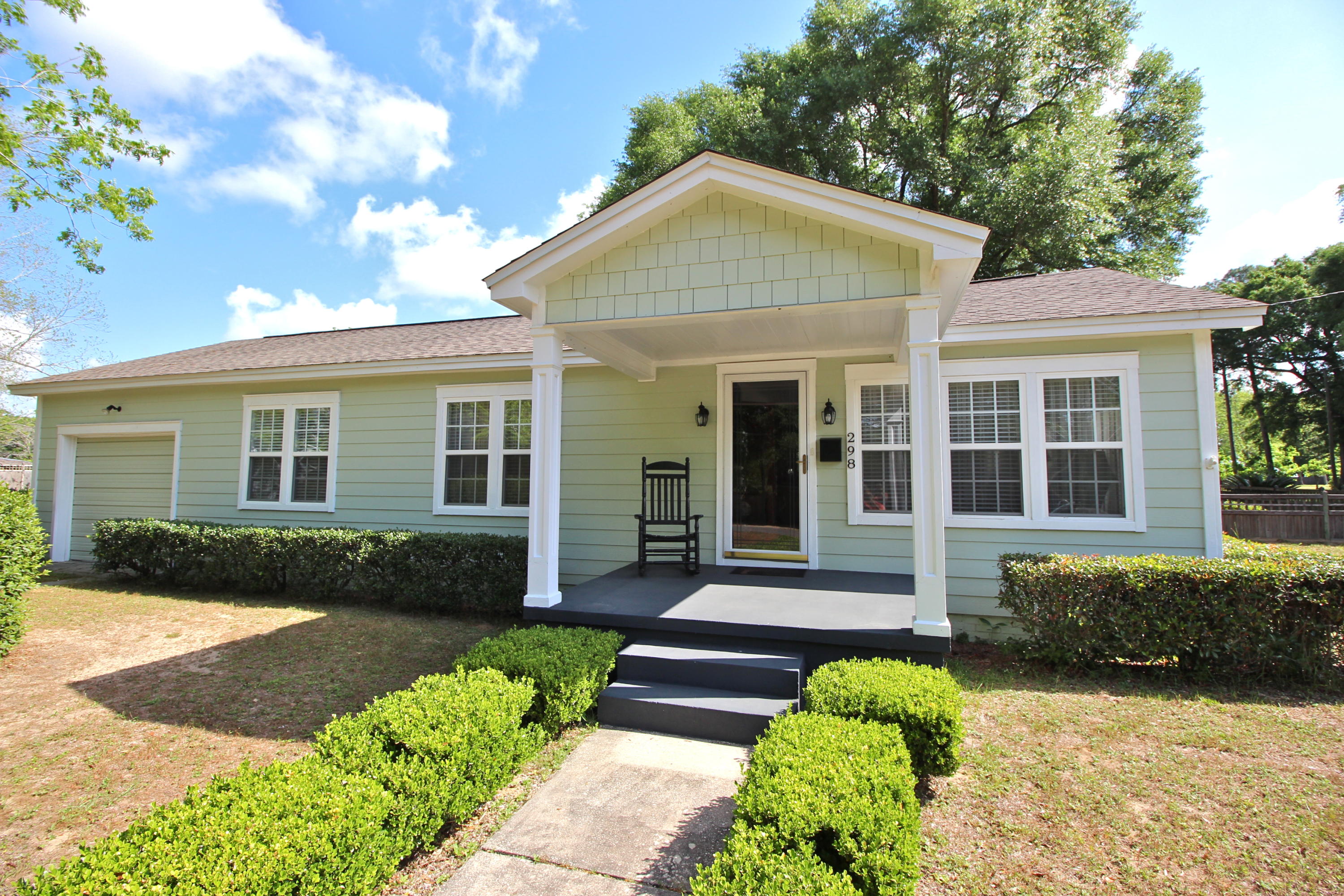 TOWN OF DEFUNIAK SPRINGS - Residential