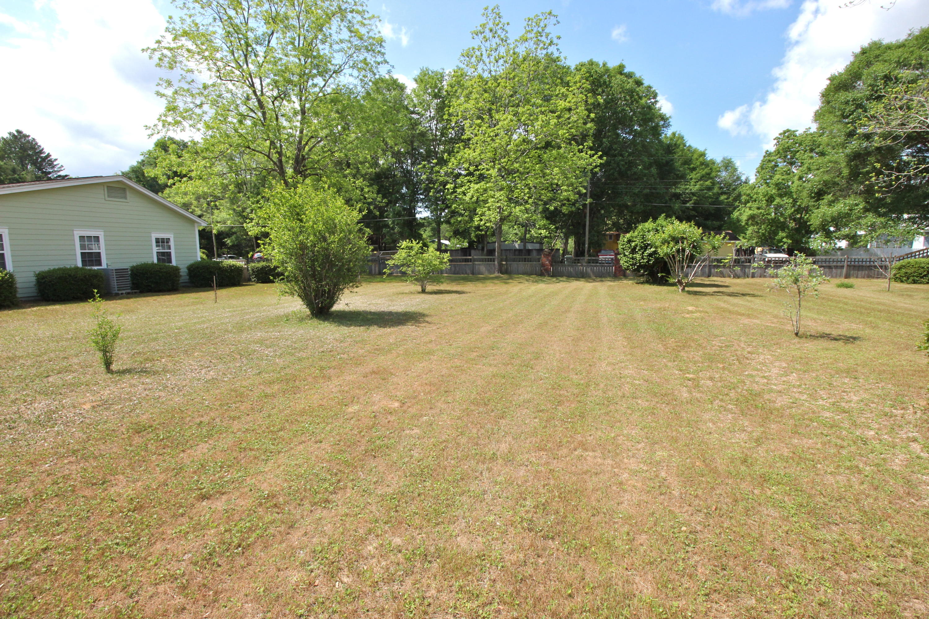 TOWN OF DEFUNIAK SPRINGS - Residential