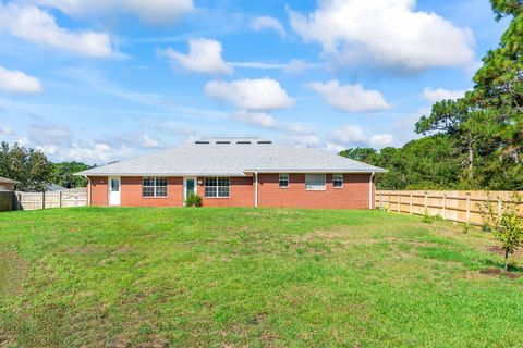 A home in Navarre