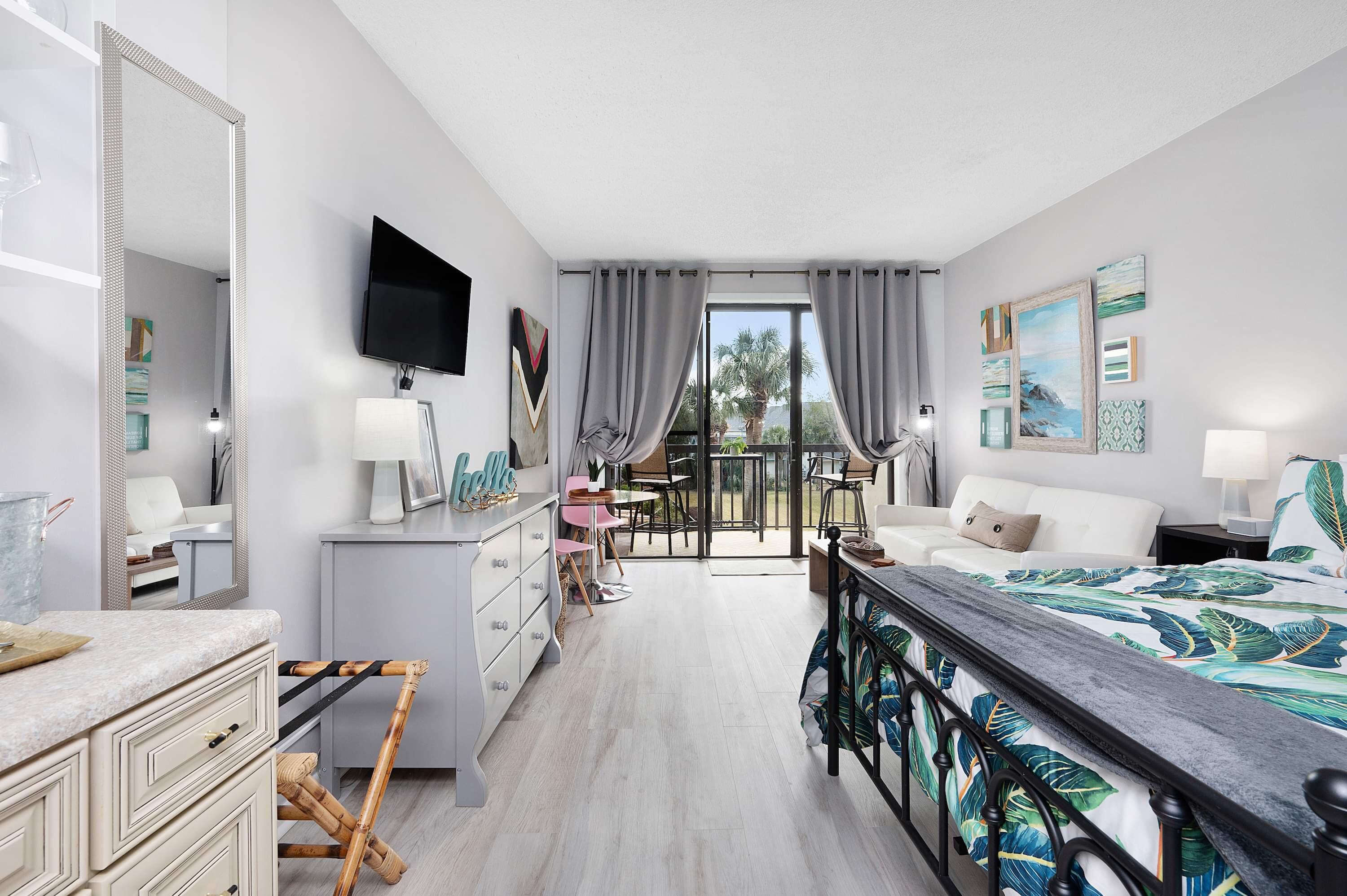 PIRATES BAY - Residential