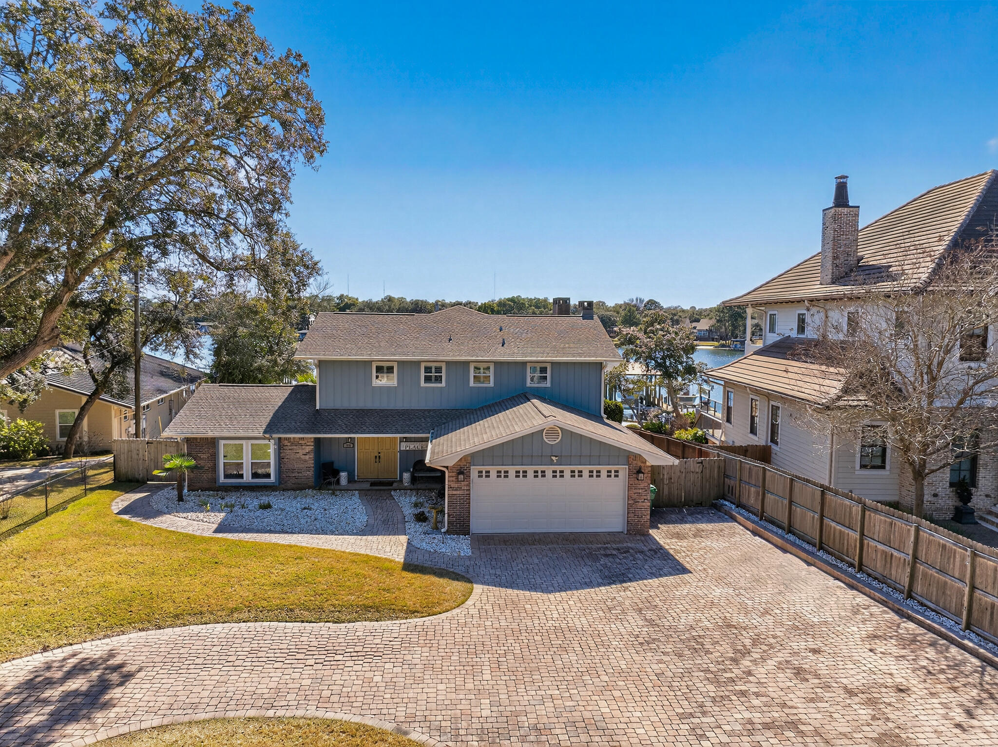 BAYOU VISTA - Residential