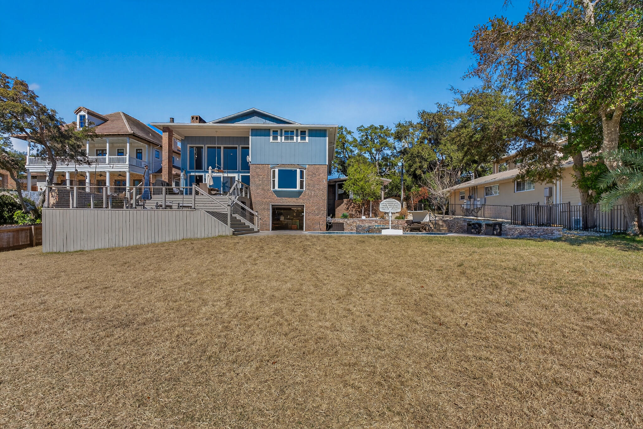 BAYOU VISTA - Residential