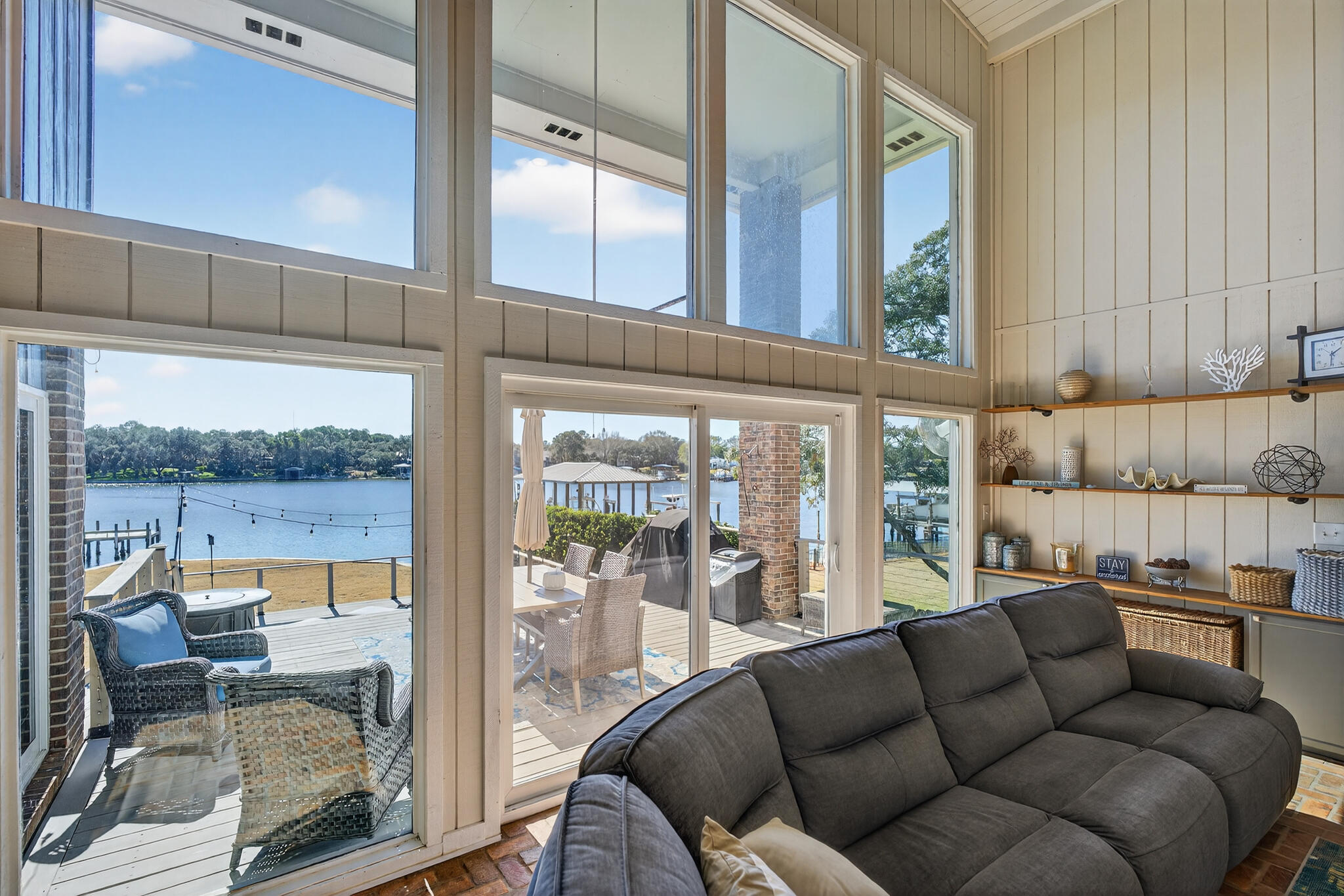 BAYOU VISTA - Residential