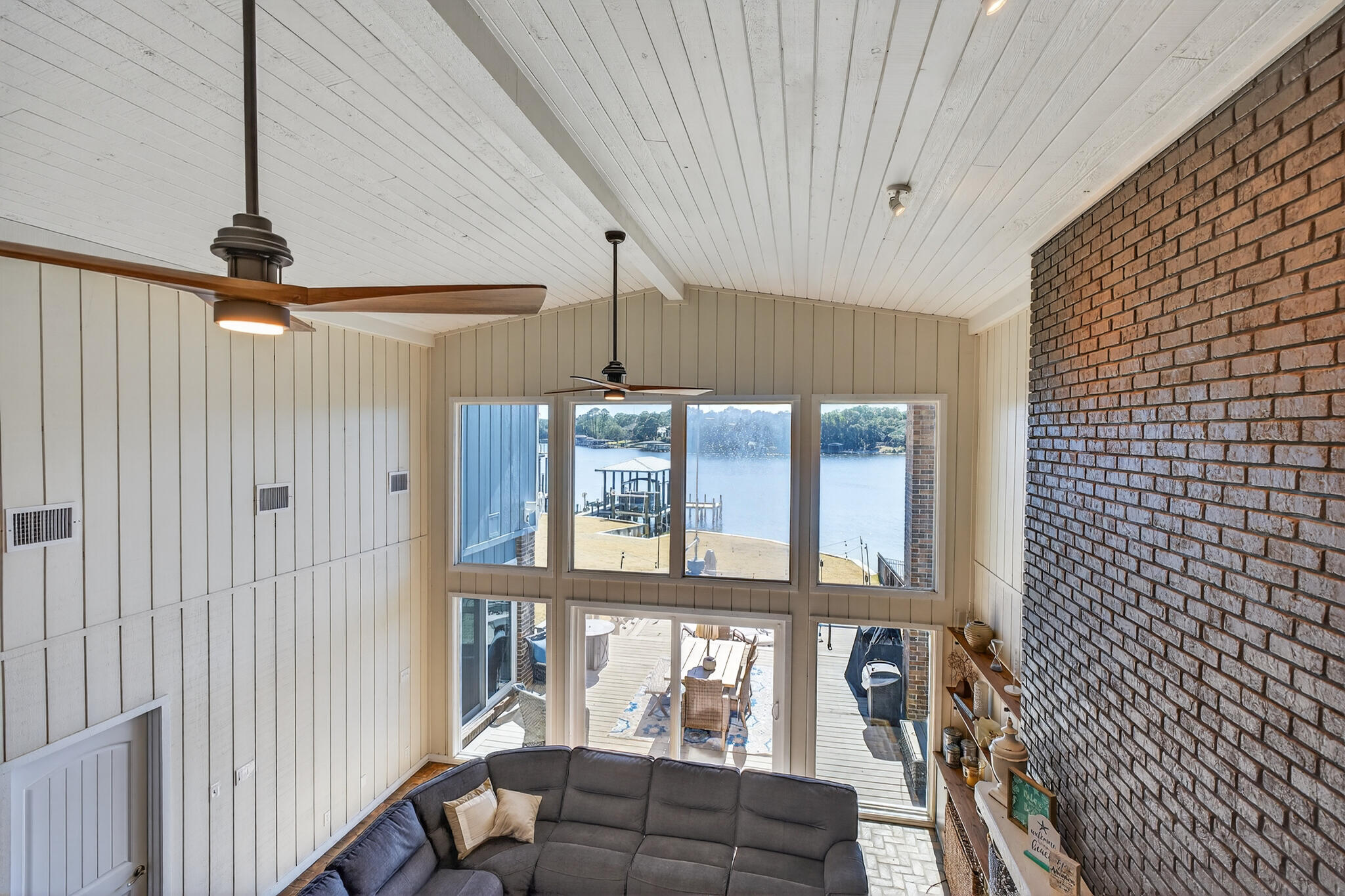 BAYOU VISTA - Residential