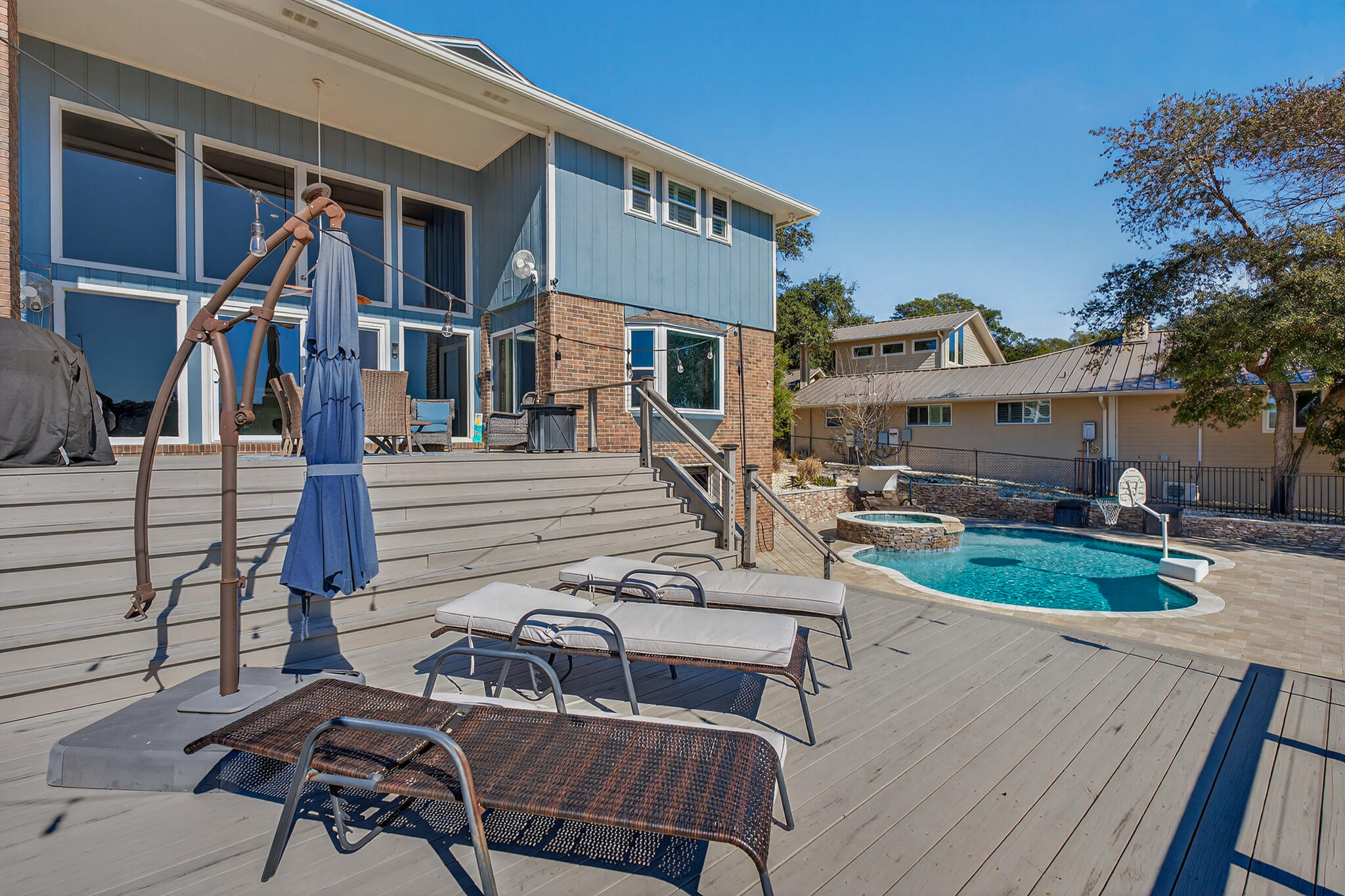 BAYOU VISTA - Residential