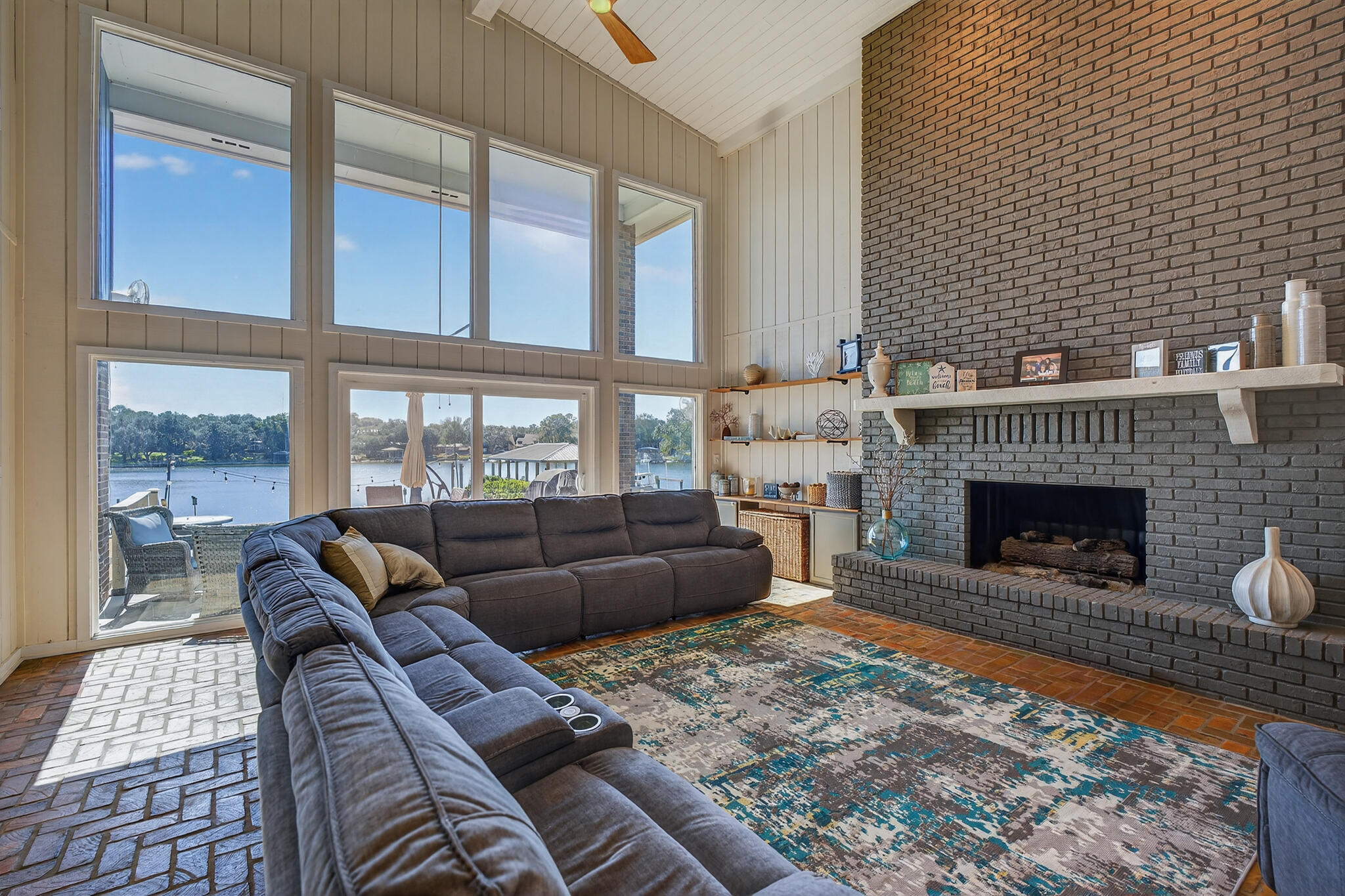 BAYOU VISTA - Residential