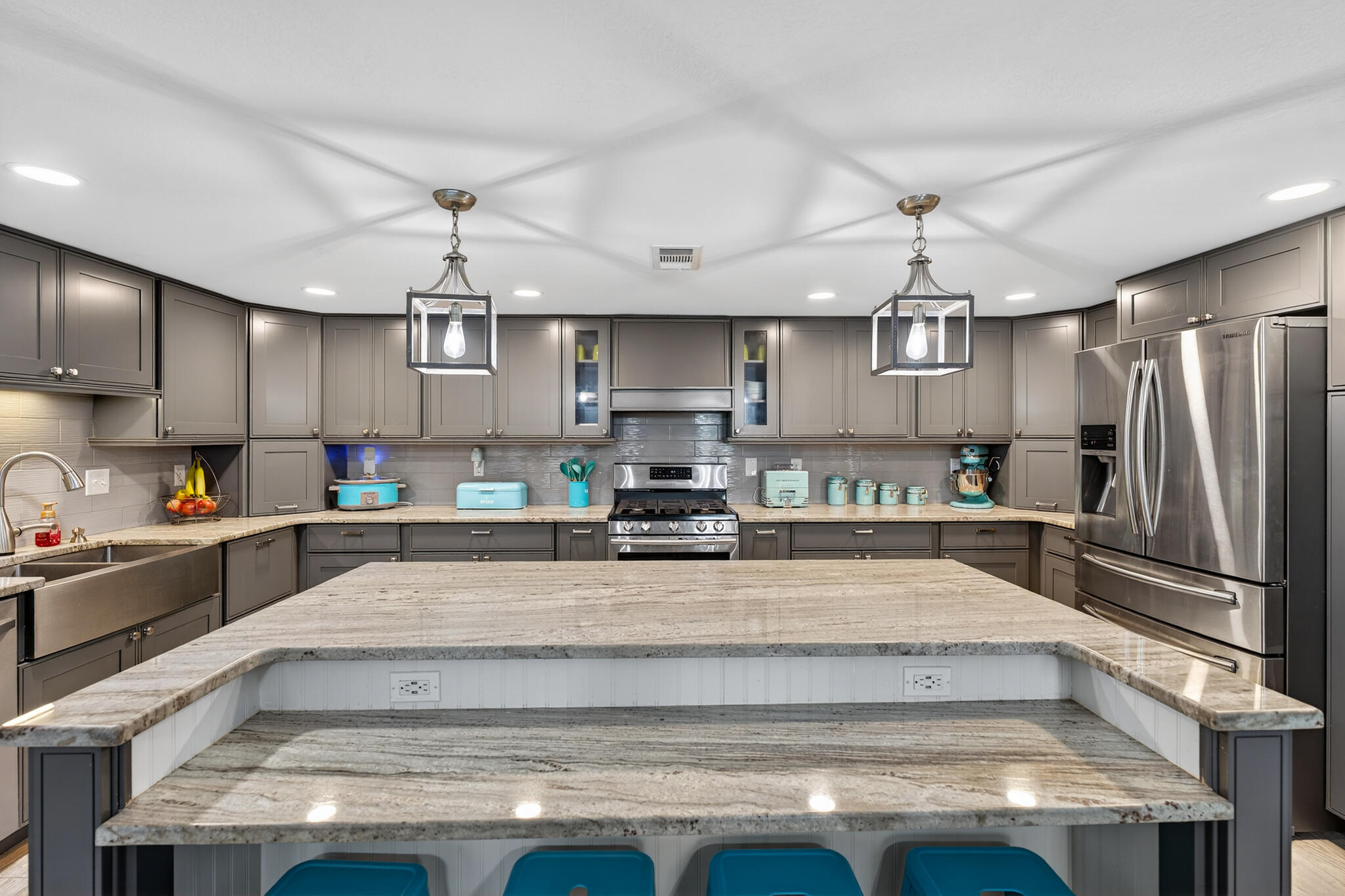 BAYOU VISTA - Residential