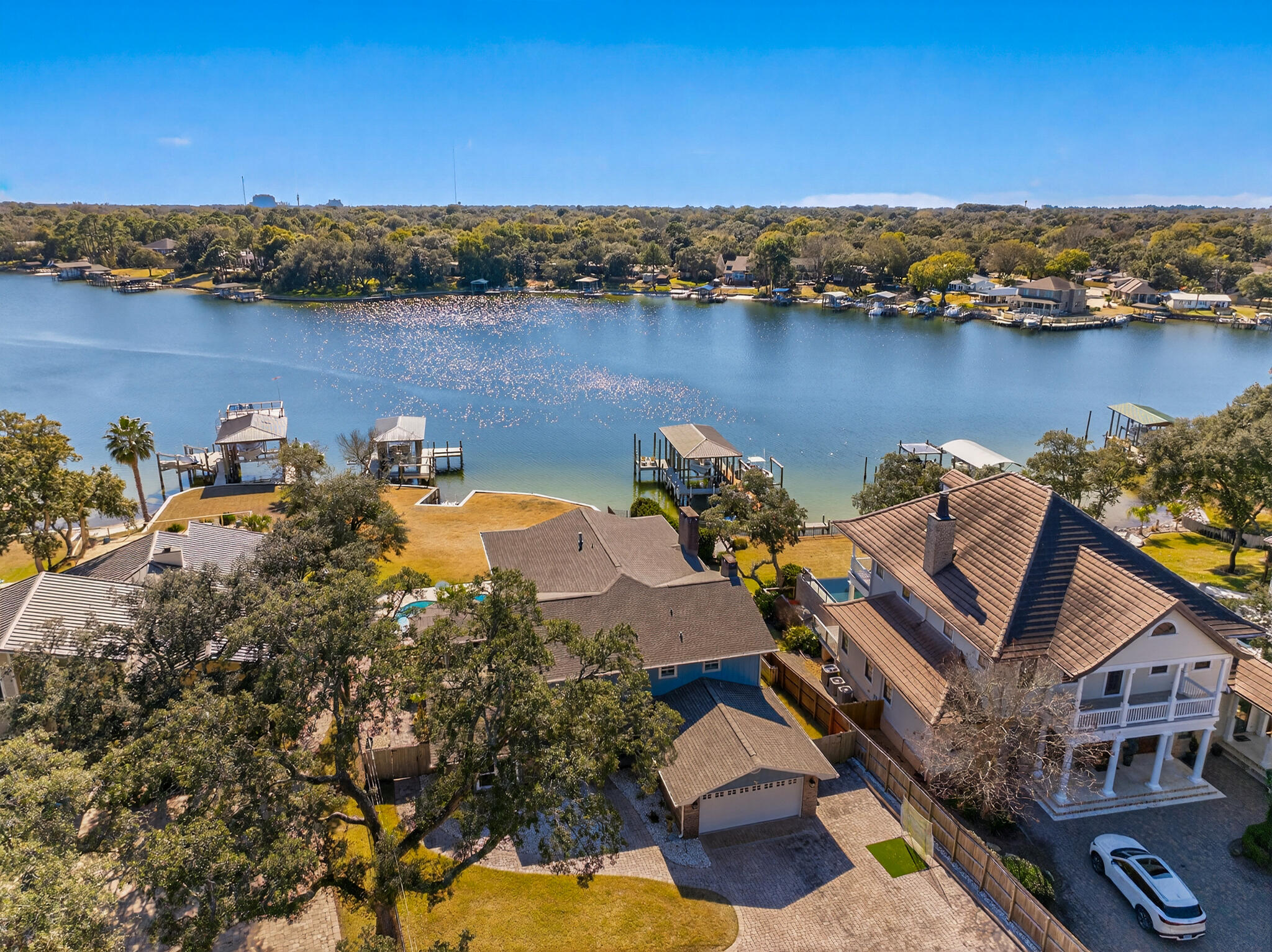 BAYOU VISTA - Residential