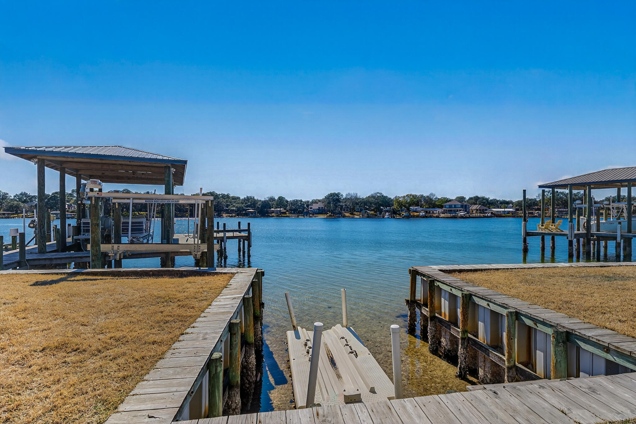 BAYOU VISTA - Residential