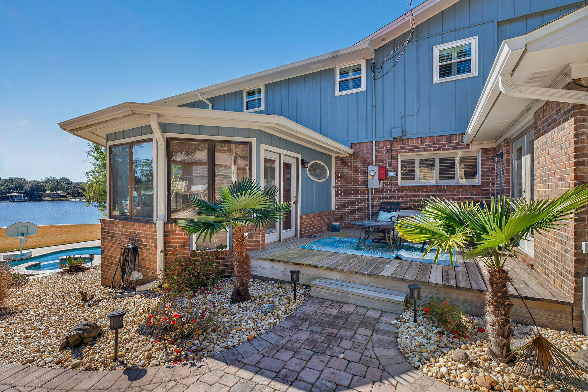 BAYOU VISTA - Residential