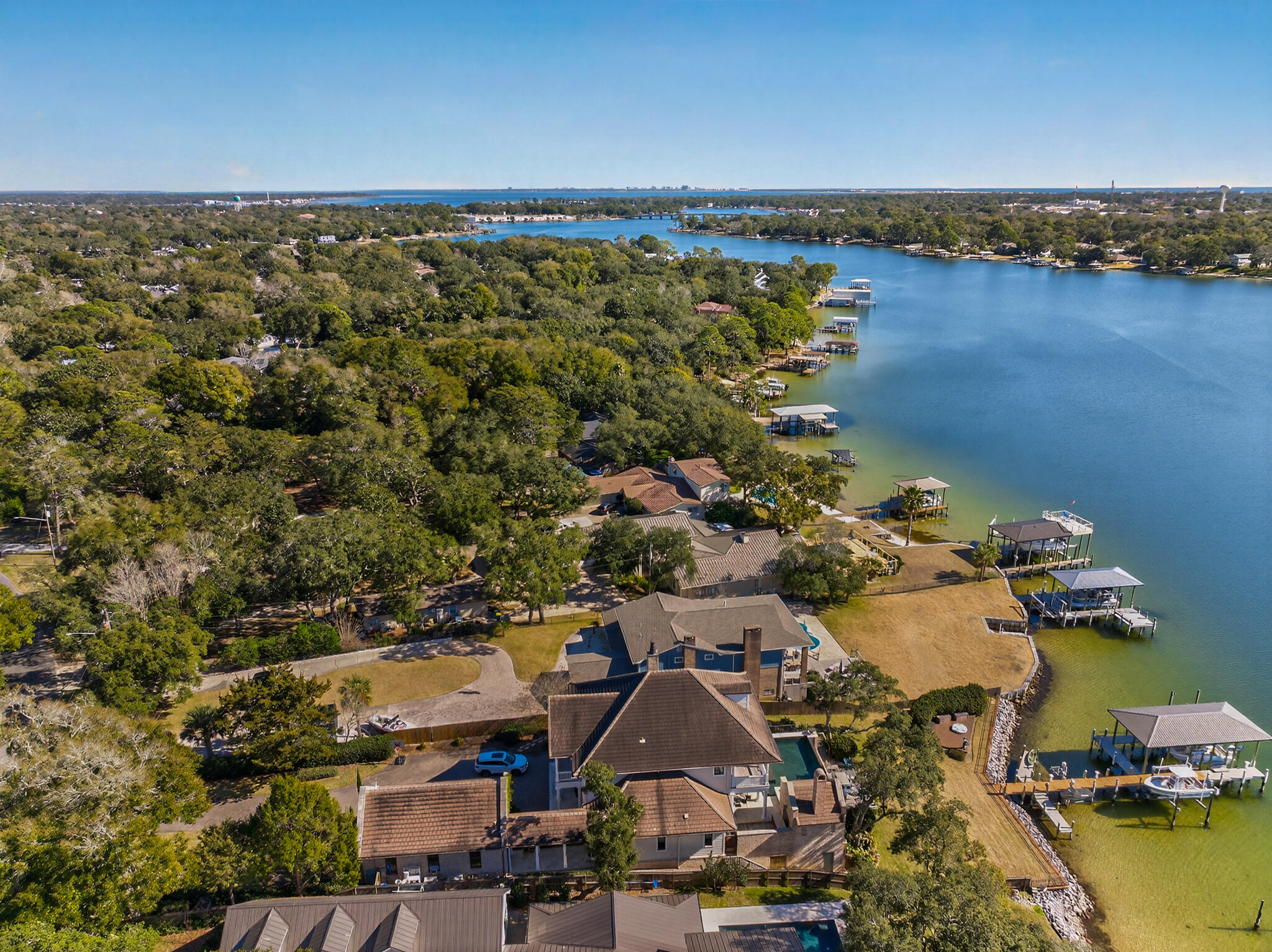 BAYOU VISTA - Residential