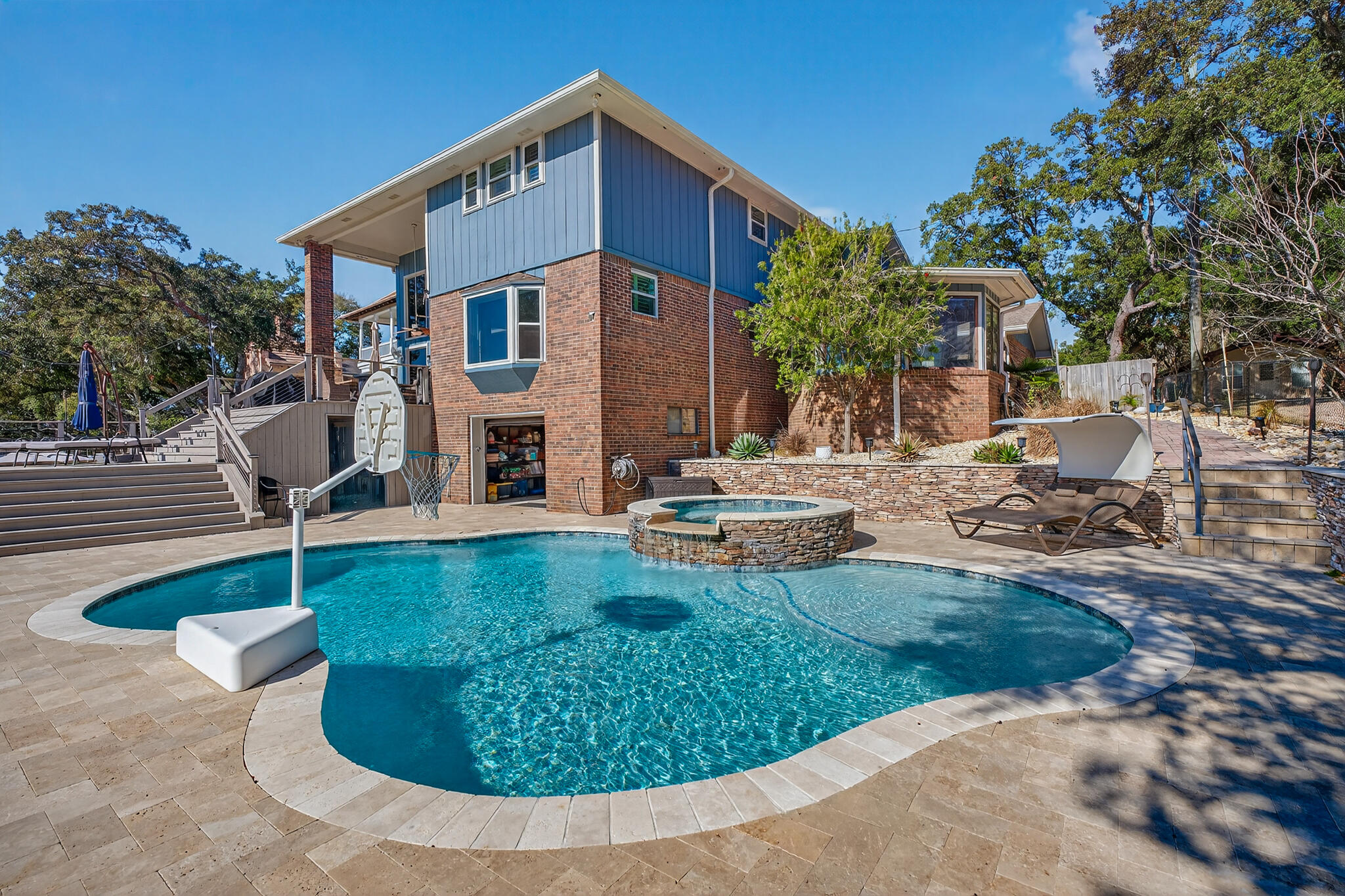 BAYOU VISTA - Residential