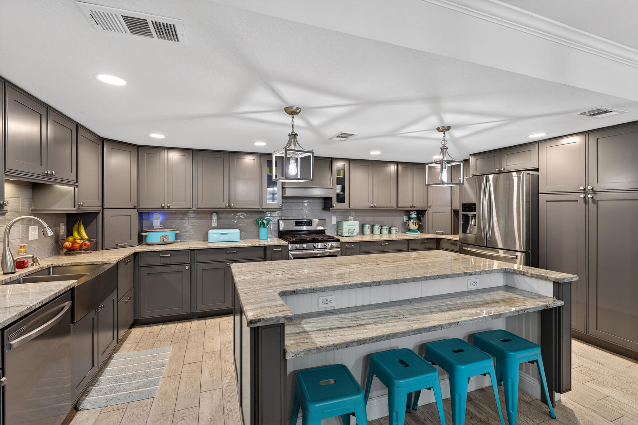 BAYOU VISTA - Residential