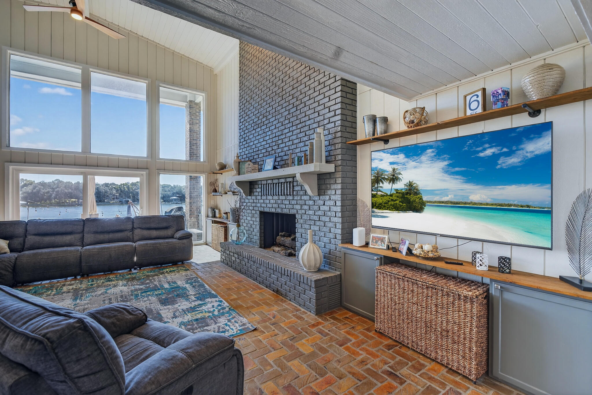 BAYOU VISTA - Residential