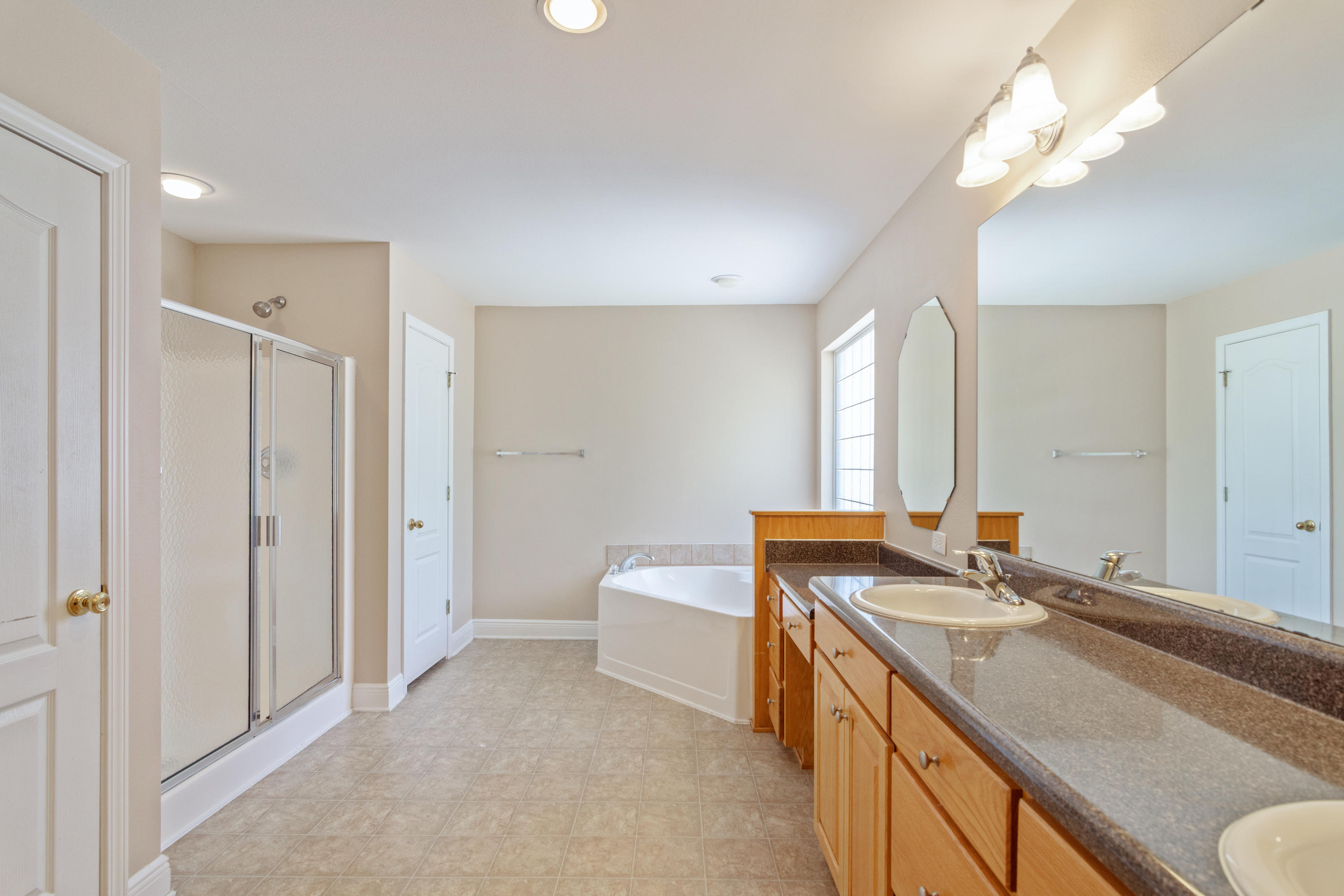 KYNDALL RIDGE - Residential