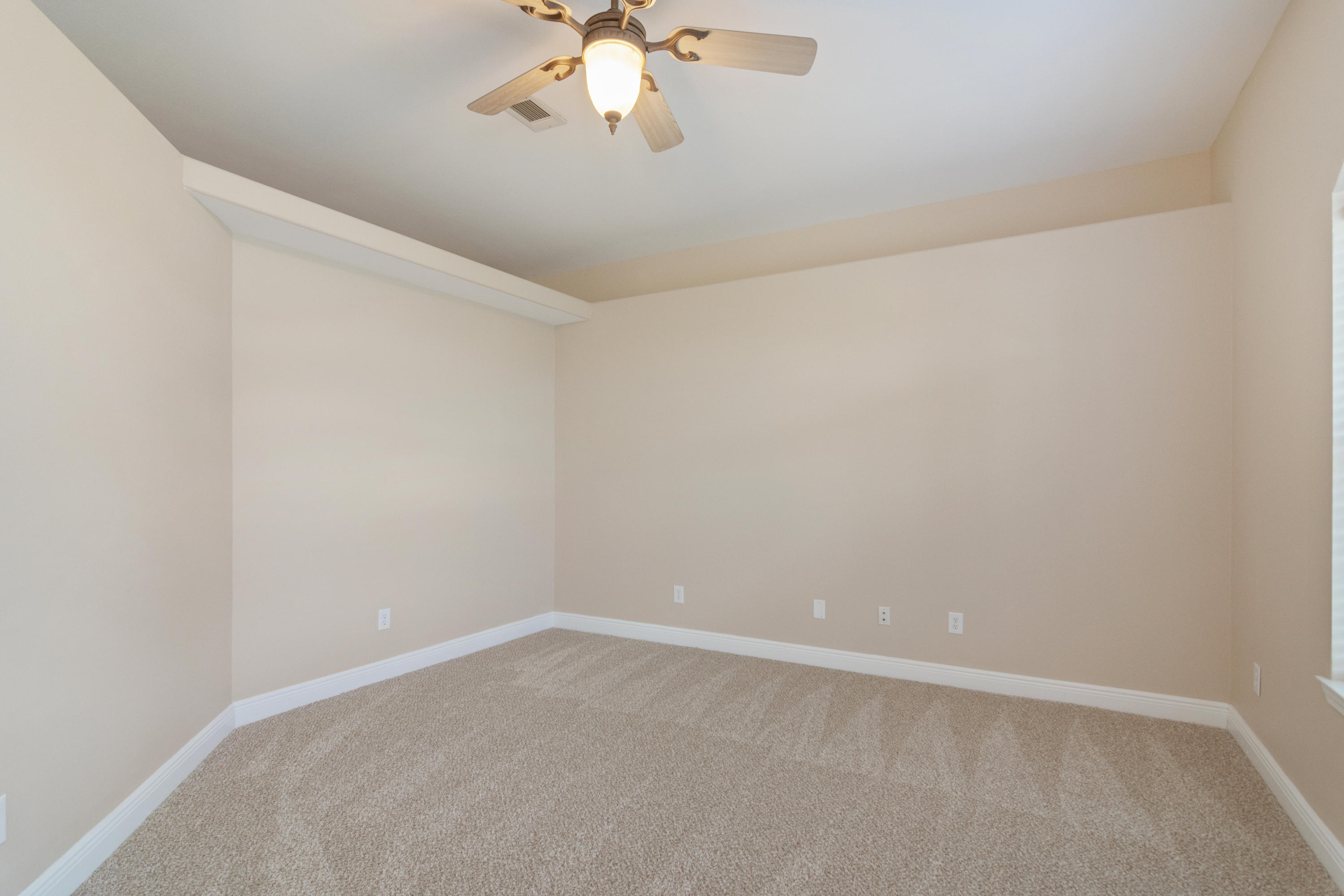 KYNDALL RIDGE - Residential