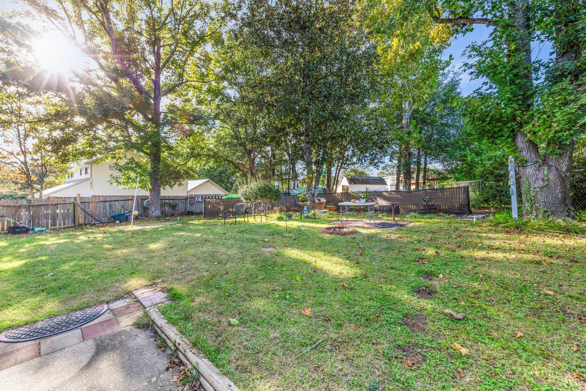 EDGEWATER VILLAGE NORTH - Residential