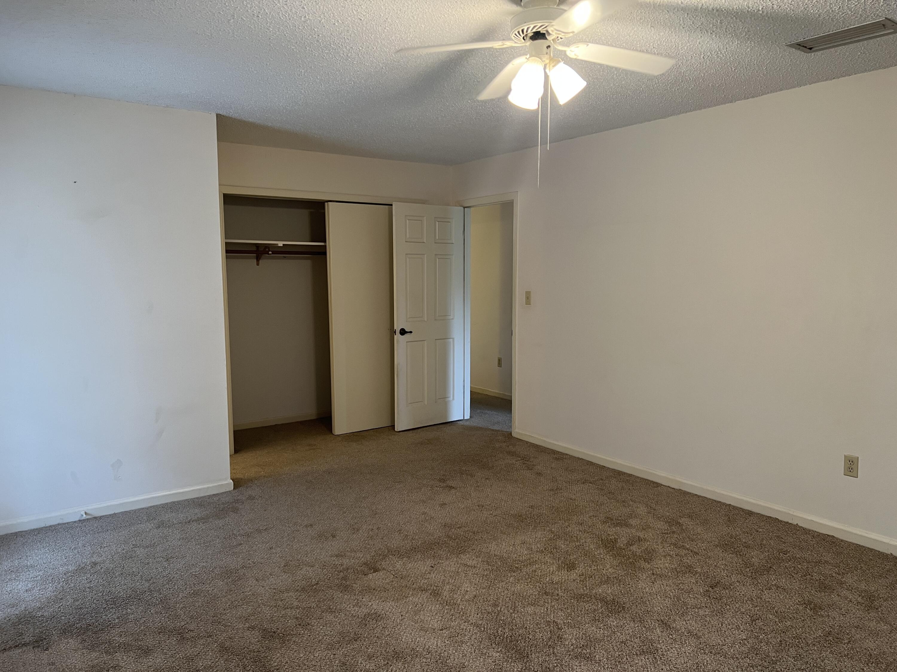 EDGEWATER VILLAGE NORTH - Residential