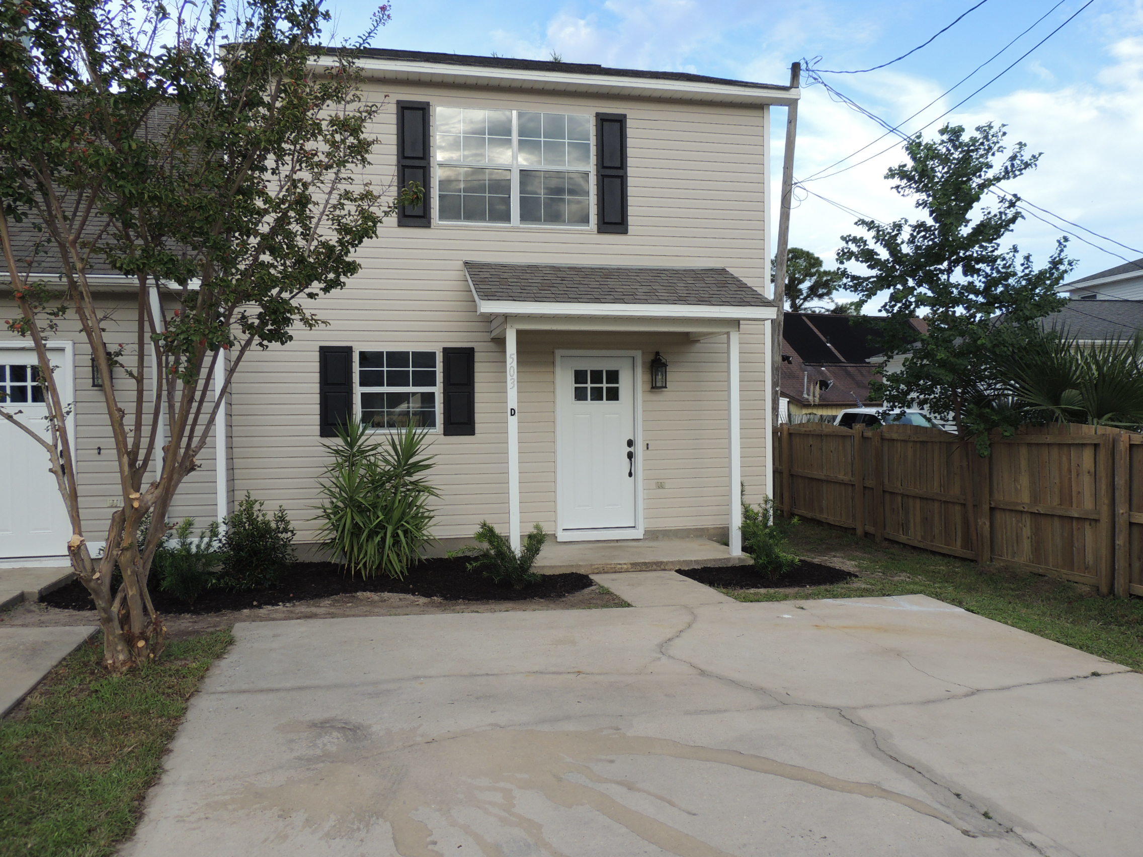 WEST SHORES T/H - Residential