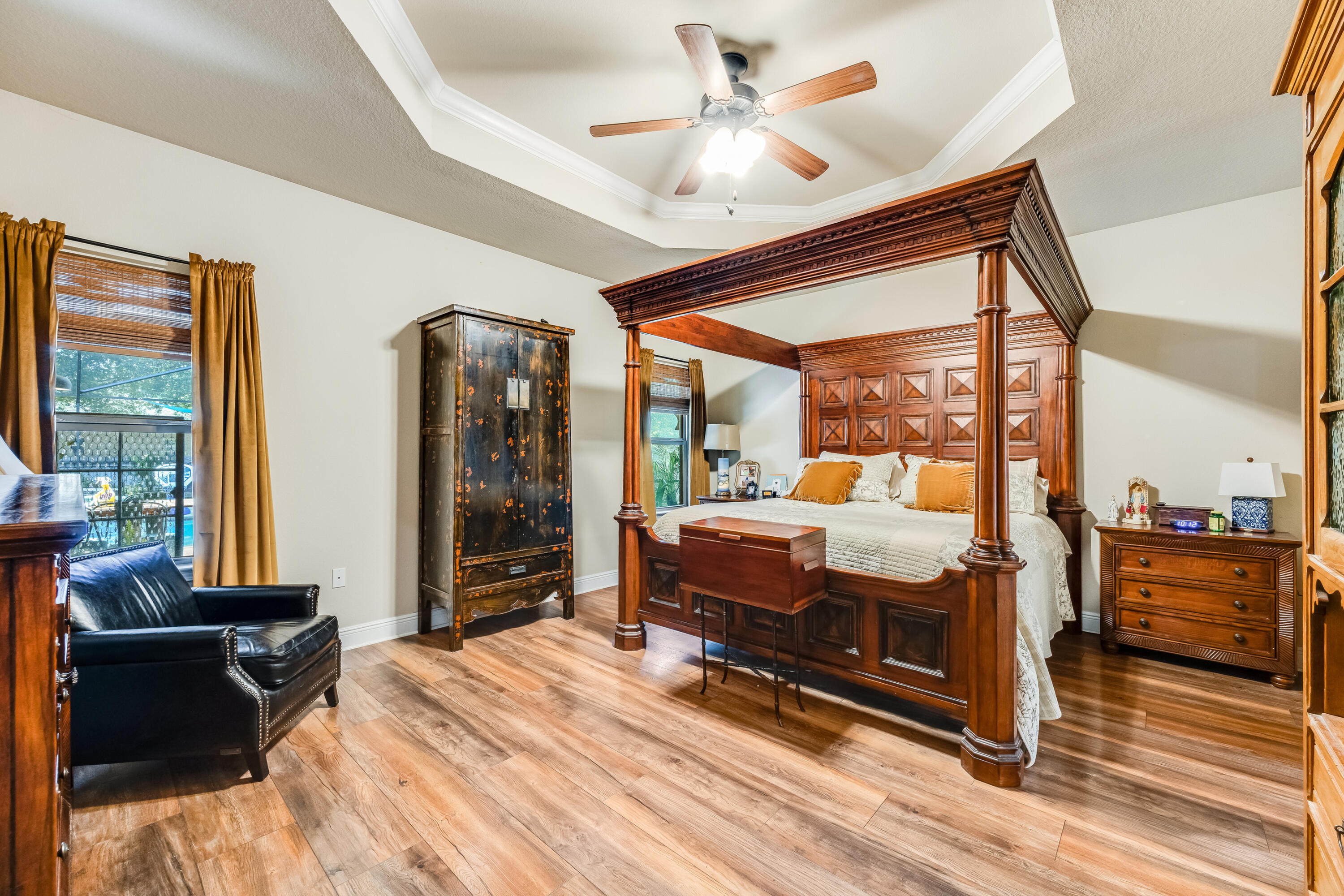 HOMEWOOD ESTATES BLK B LOT 8 - Residential