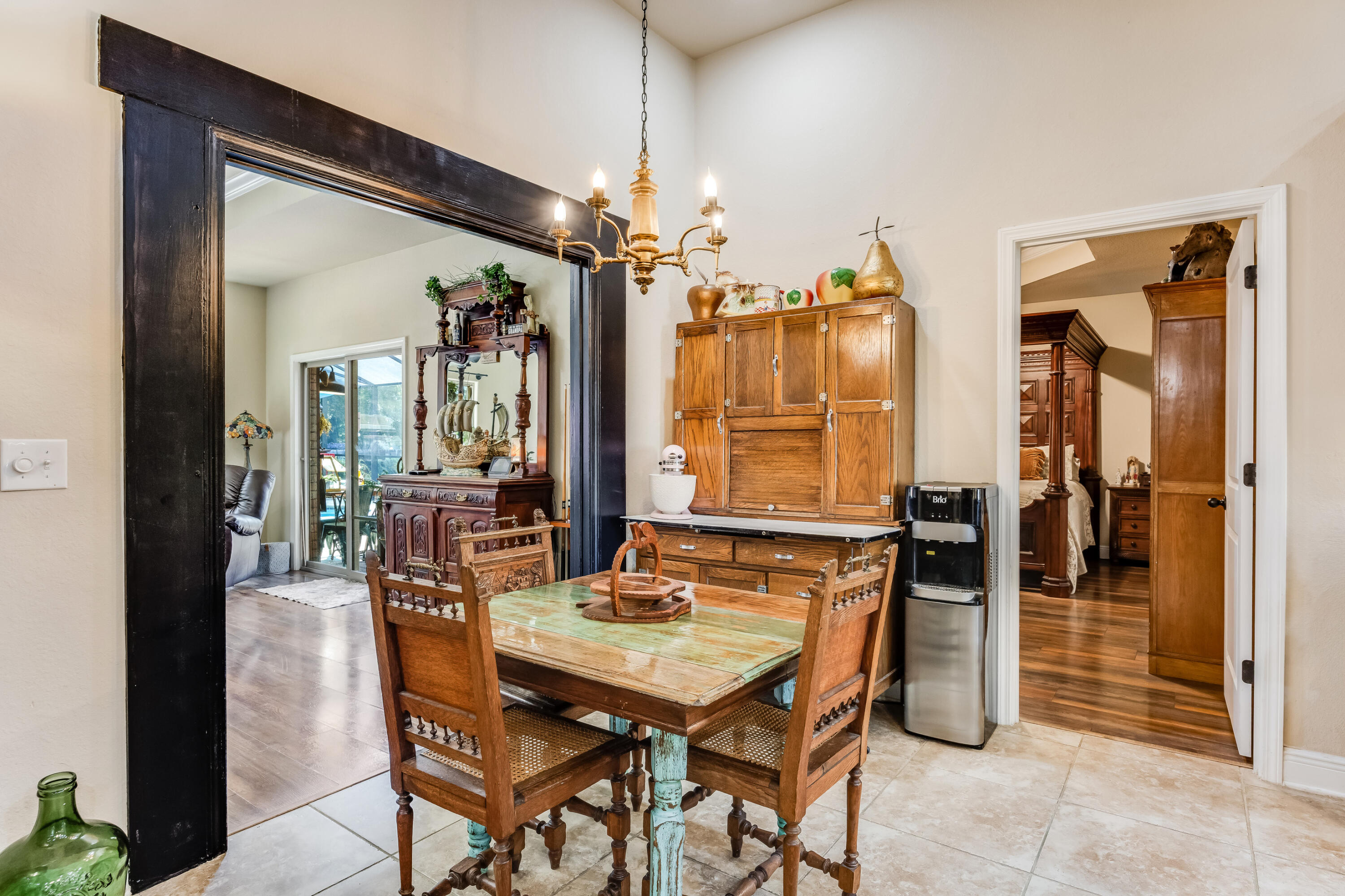 HOMEWOOD ESTATES BLK B LOT 8 - Residential