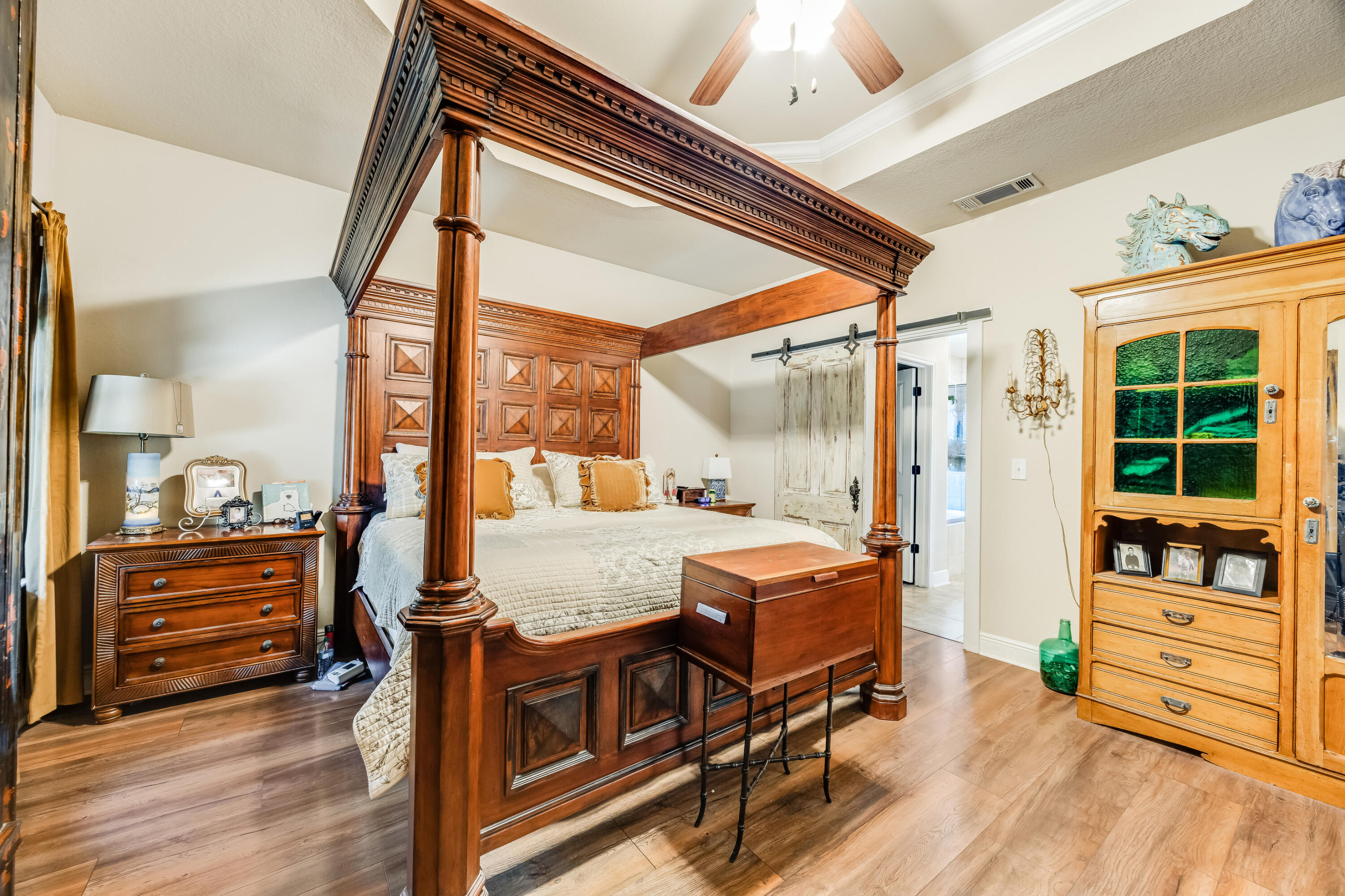 HOMEWOOD ESTATES BLK B LOT 8 - Residential