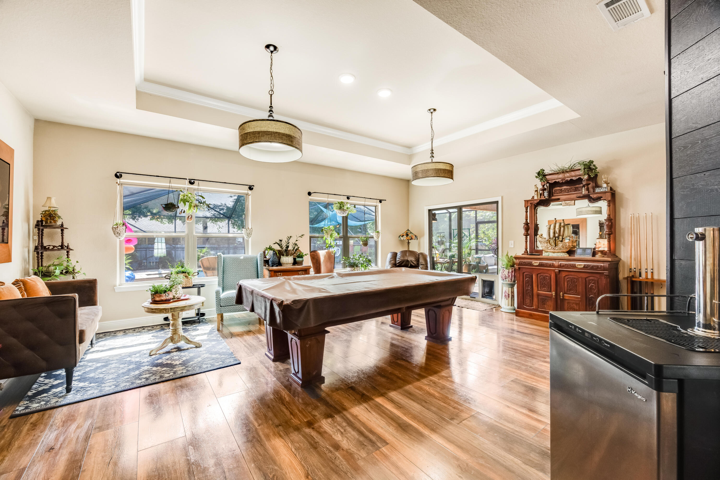 HOMEWOOD ESTATES BLK B LOT 8 - Residential