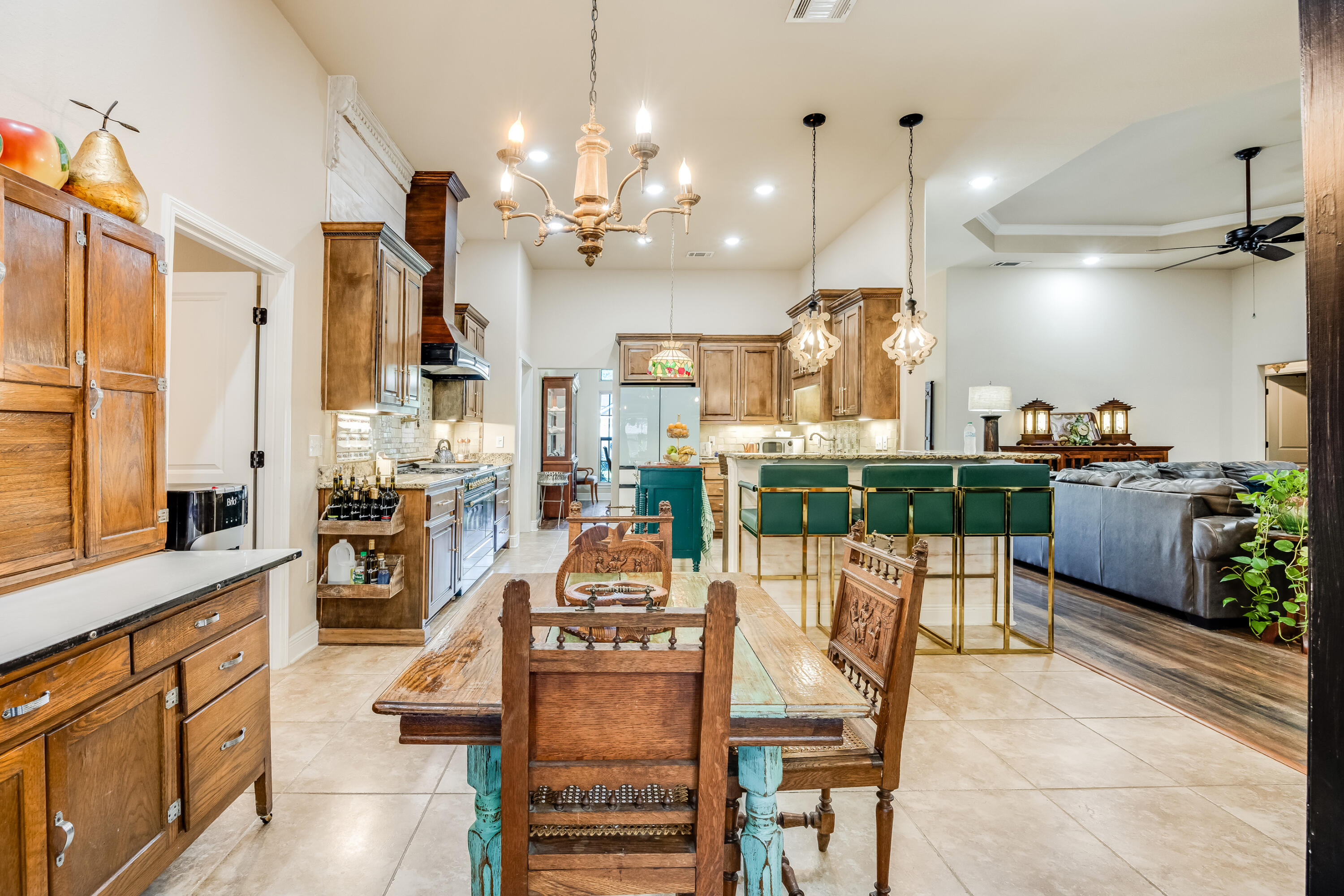 HOMEWOOD ESTATES BLK B LOT 8 - Residential