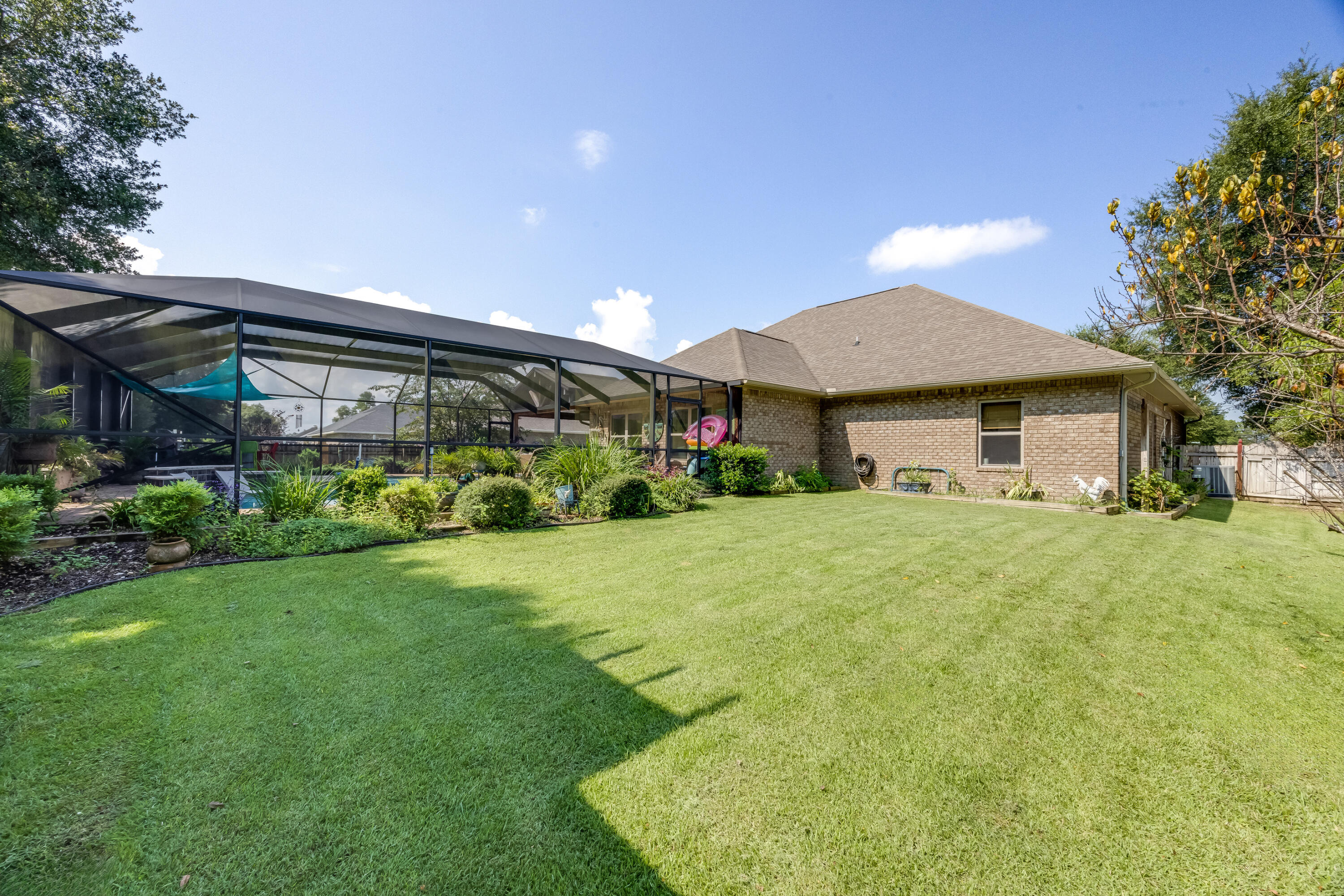 HOMEWOOD ESTATES BLK B LOT 8 - Residential