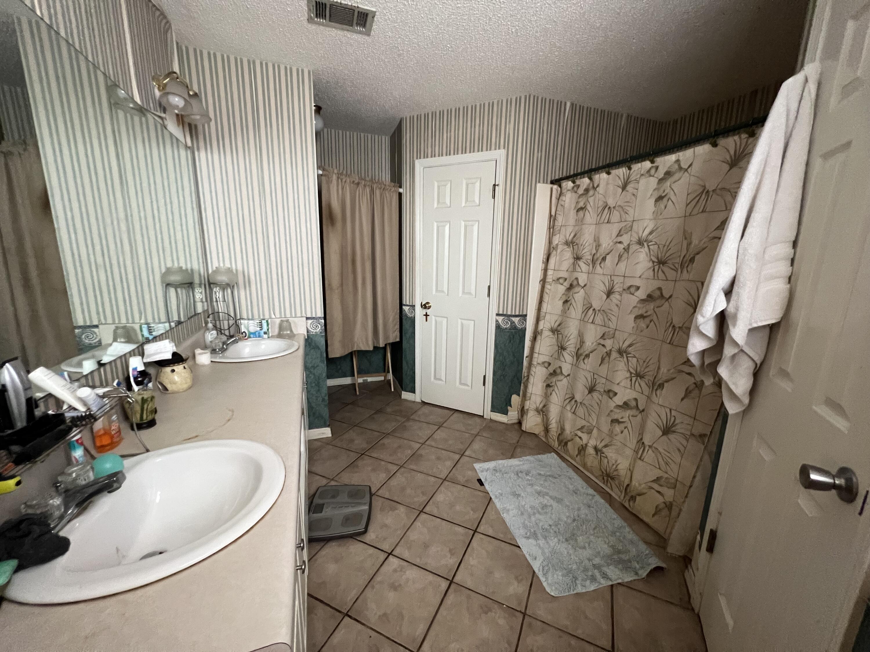 SANDY BEACH ESTATES - Residential