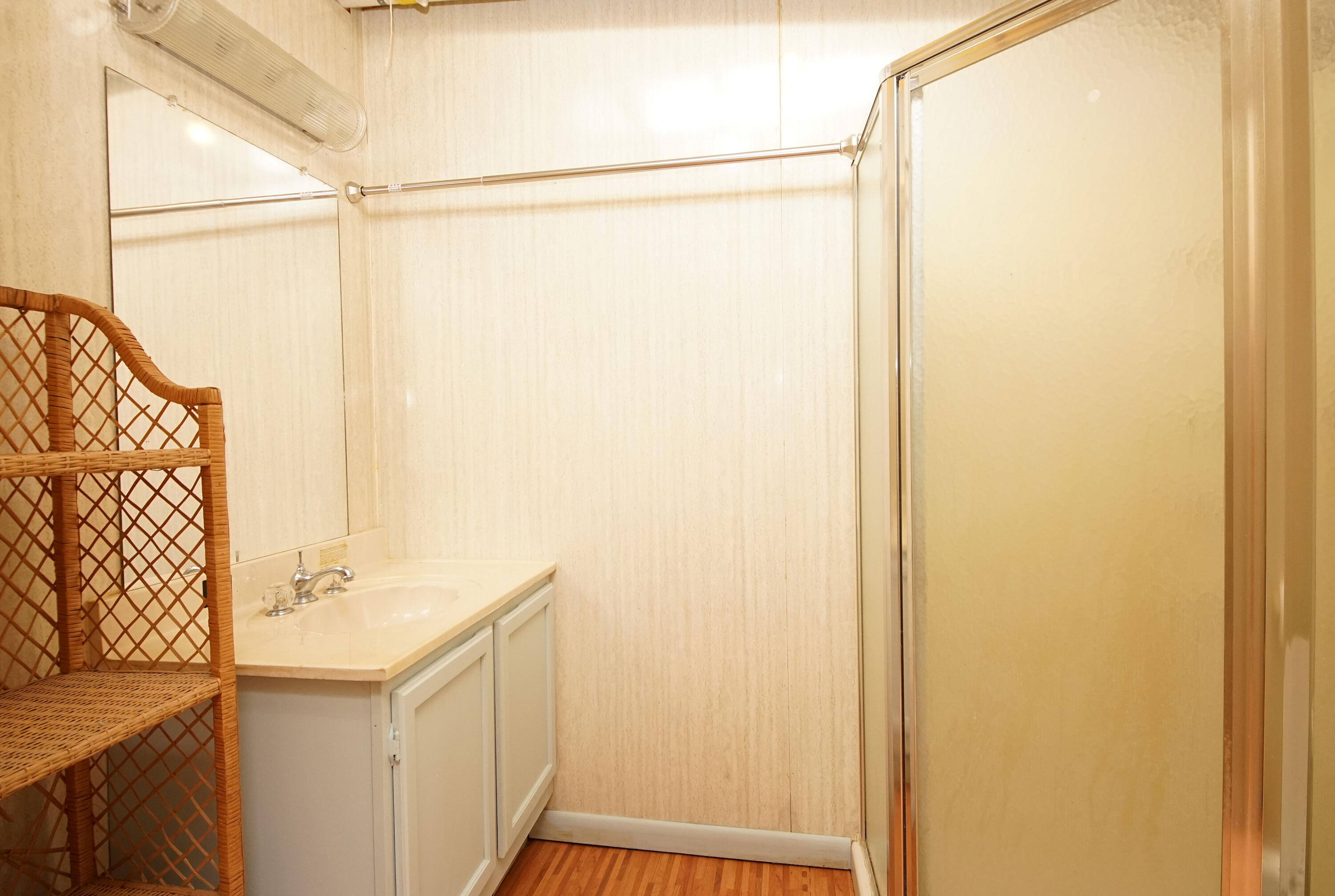 VALPARAISO PLAT 06 - Residential Lease