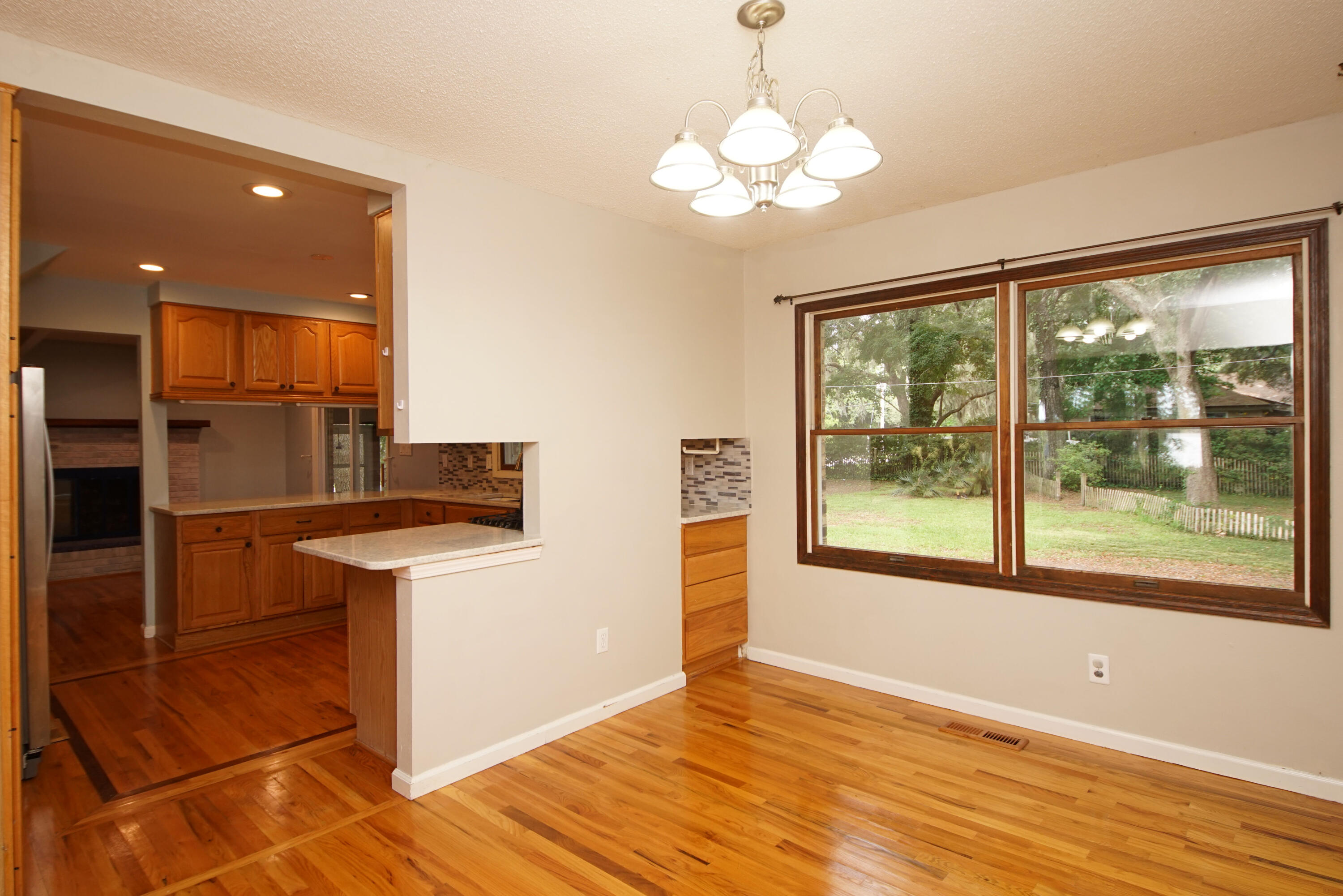 VALPARAISO PLAT 06 - Residential Lease