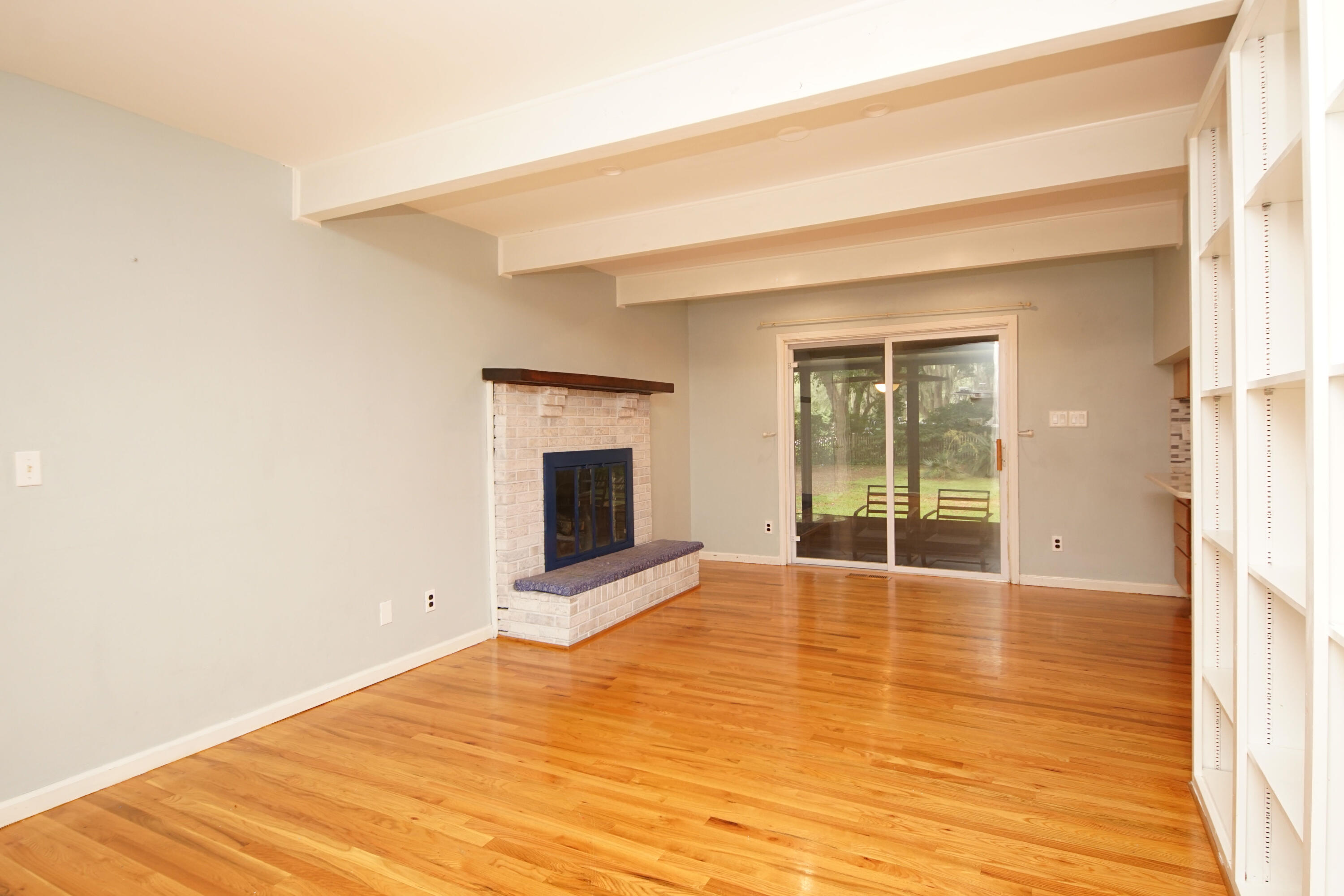 VALPARAISO PLAT 06 - Residential Lease